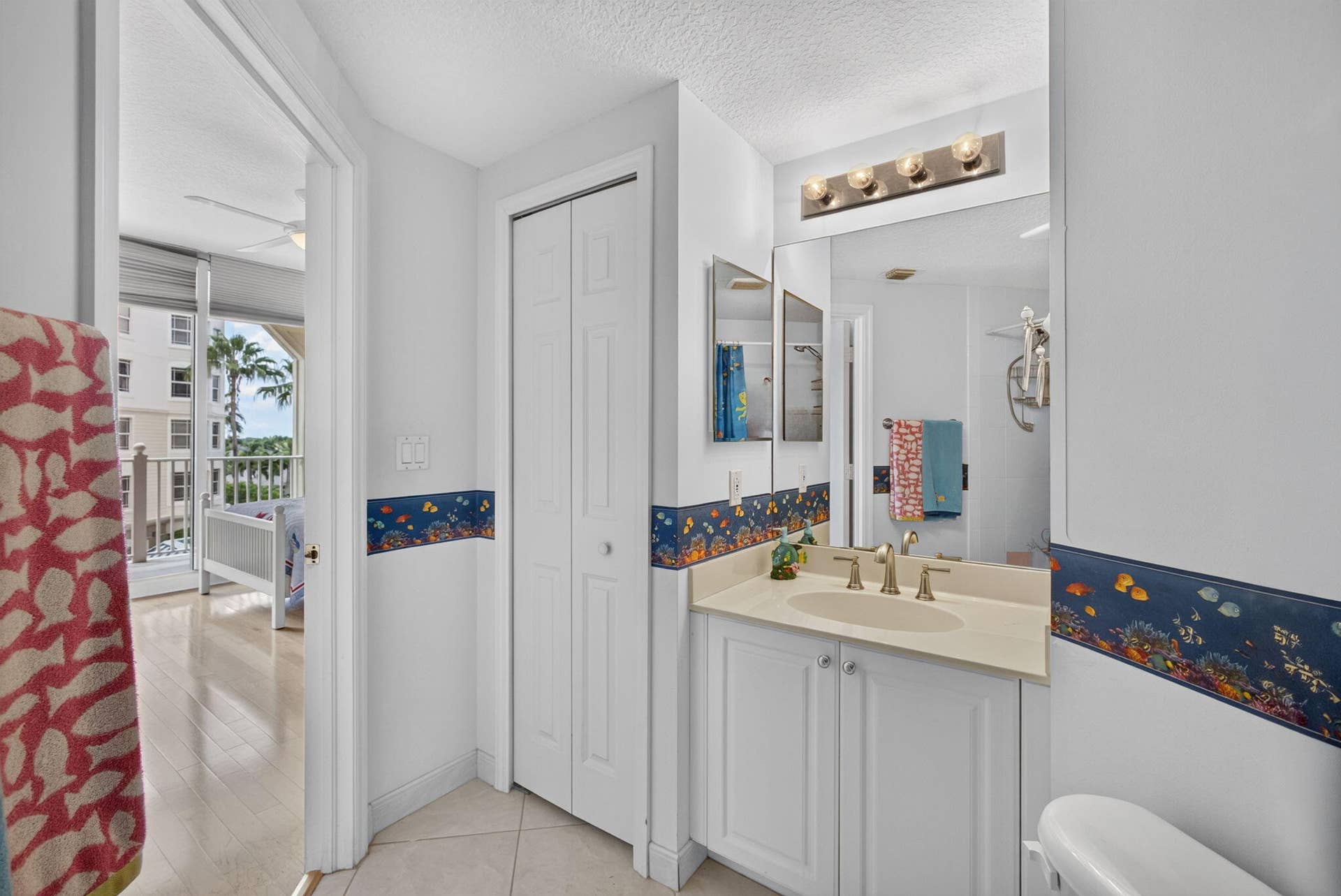 221 Ocean Grande Boulevard, #407, Jupiter, Jupiter, FL 33477 2ND BATH