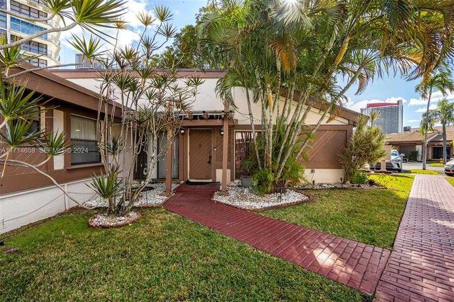Property photo for 401 Leslie Drive, Hallandale Beach, FL