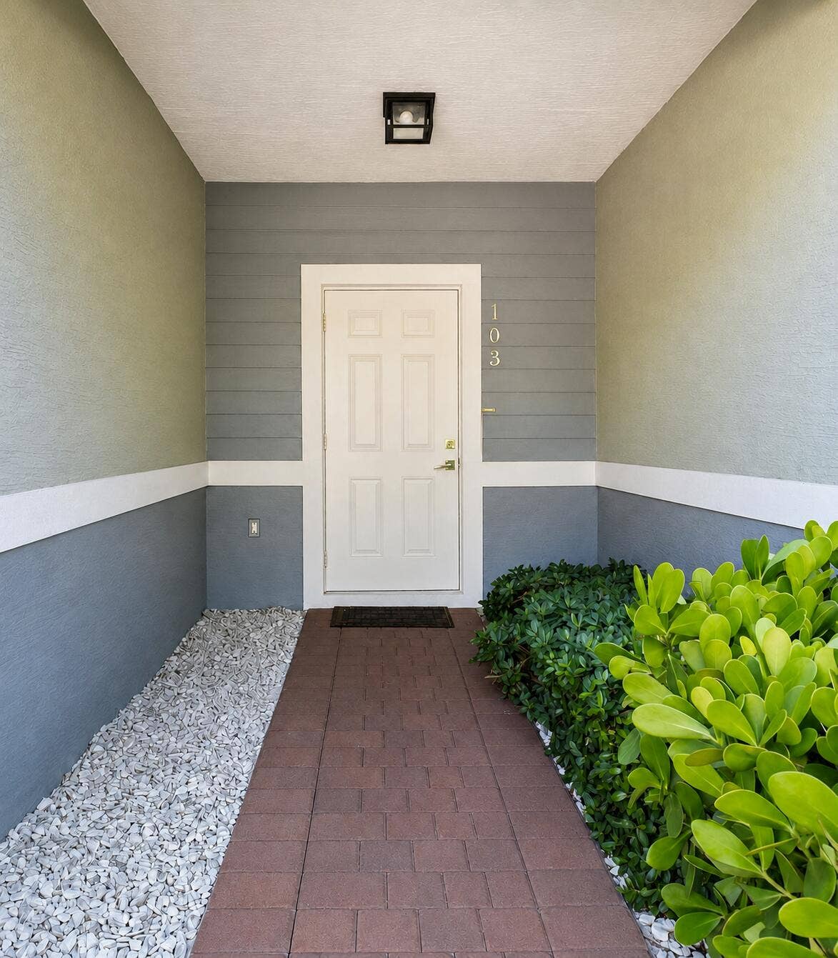 1030 CRYSTAL Way, #103, Delray Beach, FL 33444 front entry