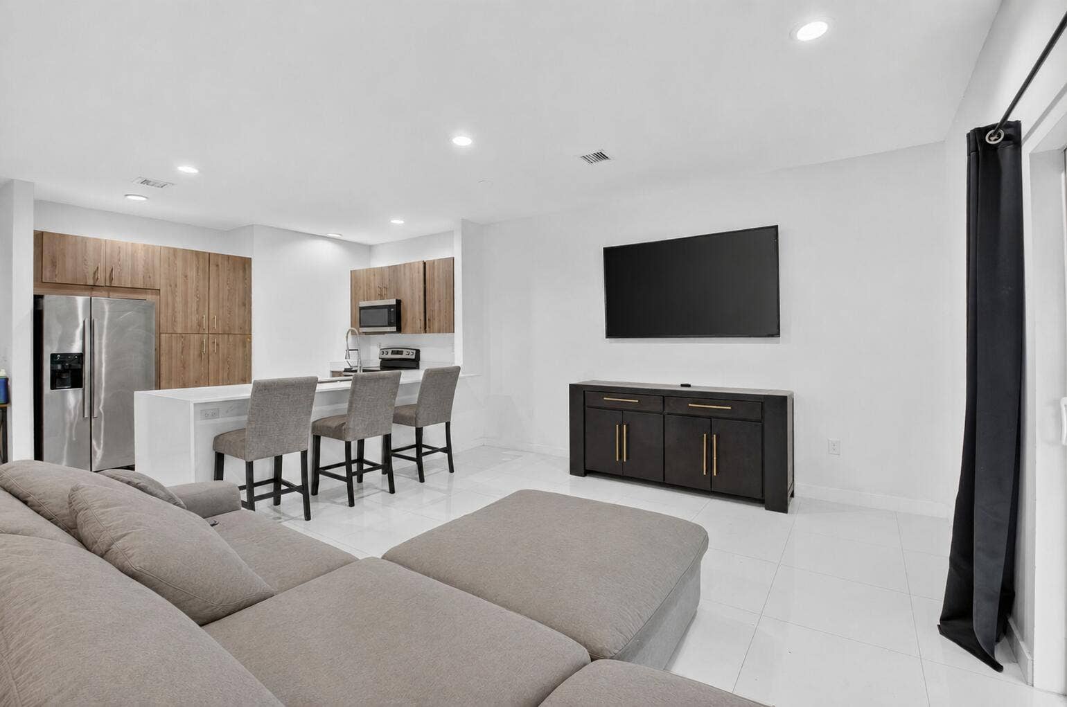 1030 CRYSTAL Way, #103, Delray Beach, FL 33444 living area