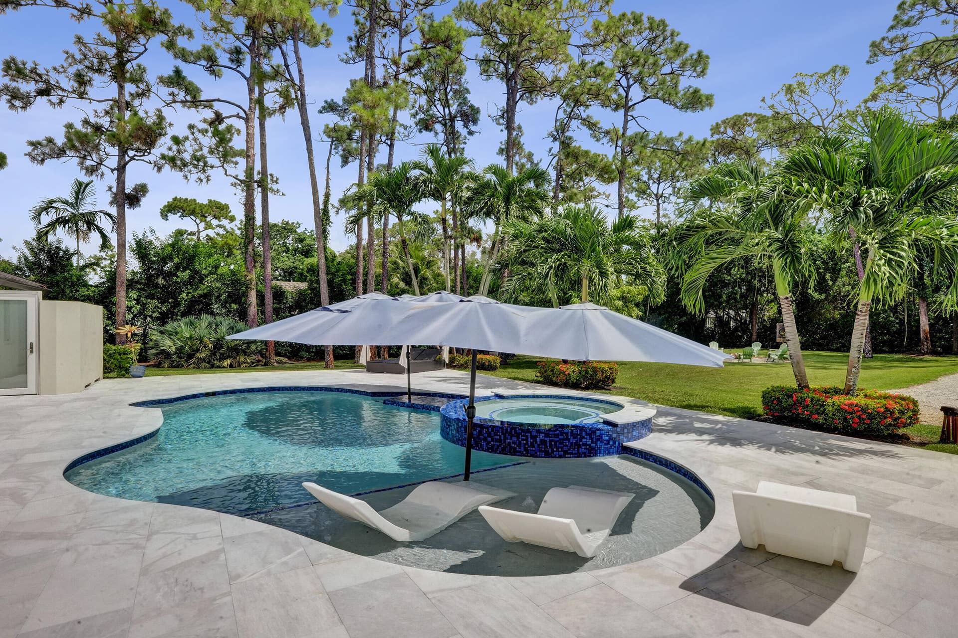 6146 NW 66TH Avenue, Parkland, FL 33067 Heated pool
