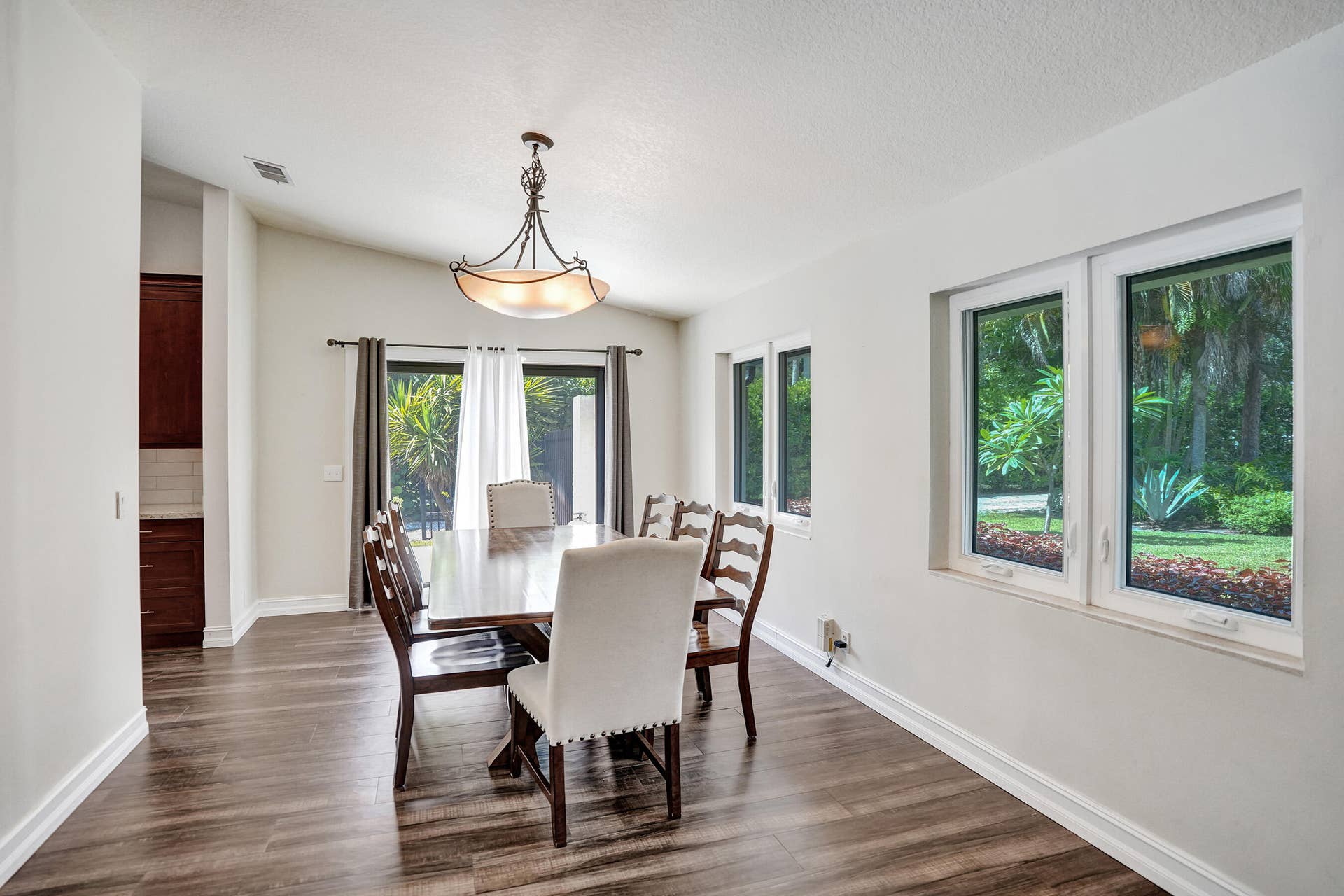 6146 NW 66TH Avenue, Parkland, FL 33067 Dining room