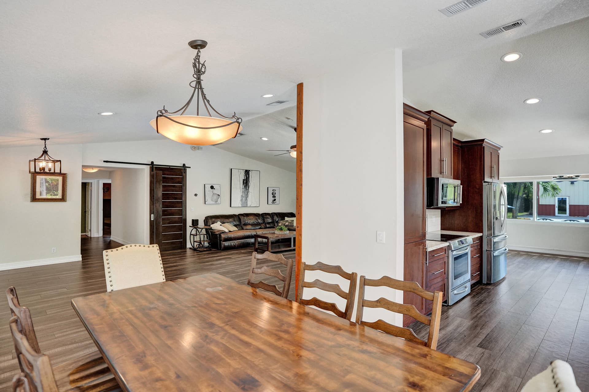 6146 NW 66TH Avenue, Parkland, FL 33067 Dining room