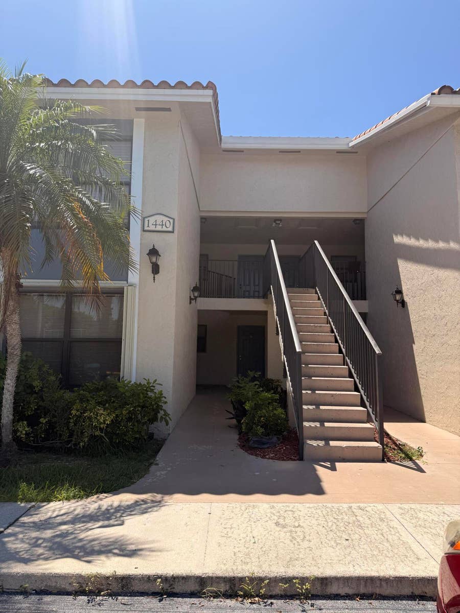 Property photo for 1440 LAKE CRYSTAL Drive, #H, West Palm Beach, FL