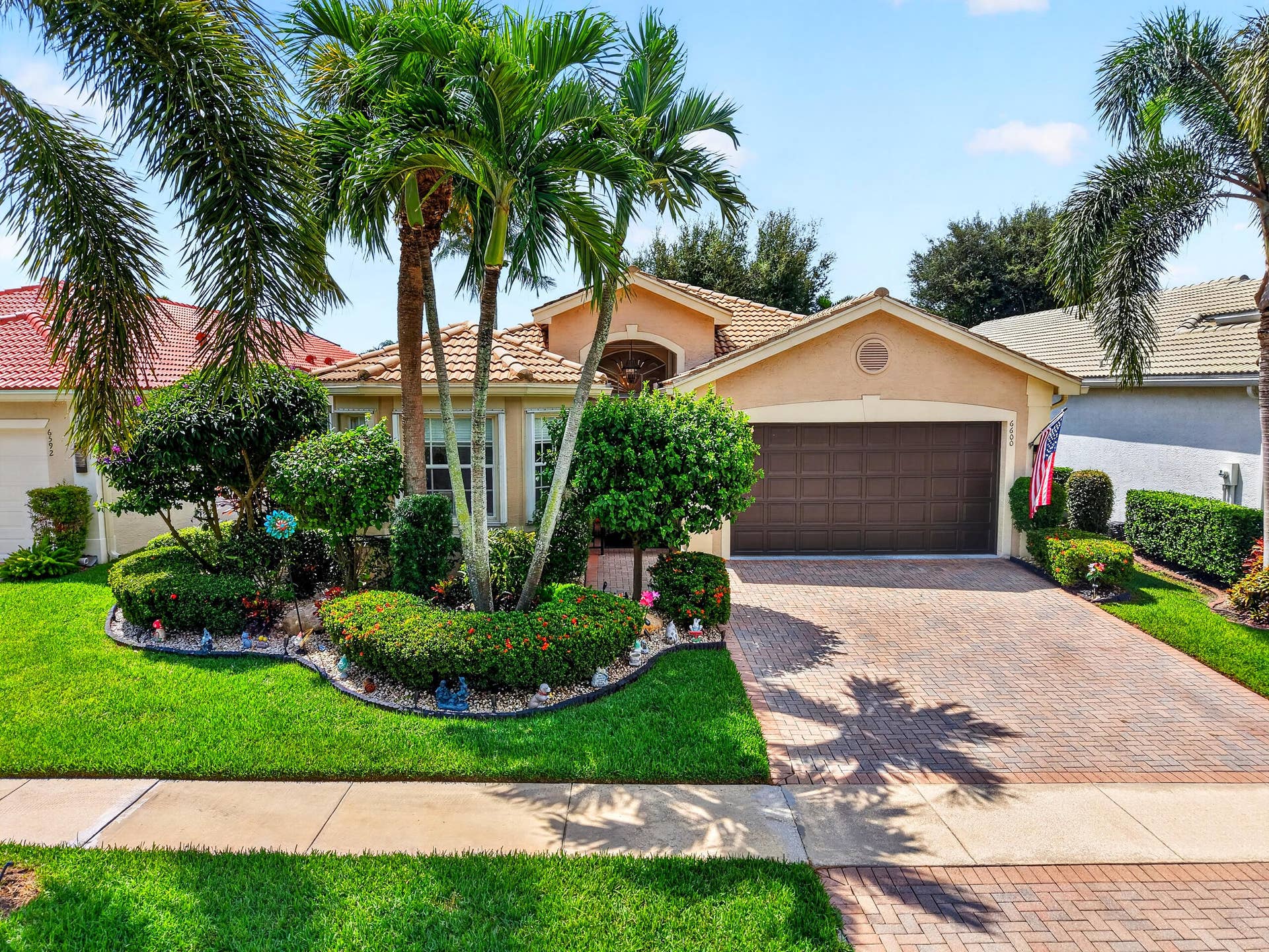6600 Capistrano Beach Trail, Delray Beach, FL 33446 Valencia Palms is a wonderful non-equity Active 55+ Community in vibrant Delray Beach, Florida