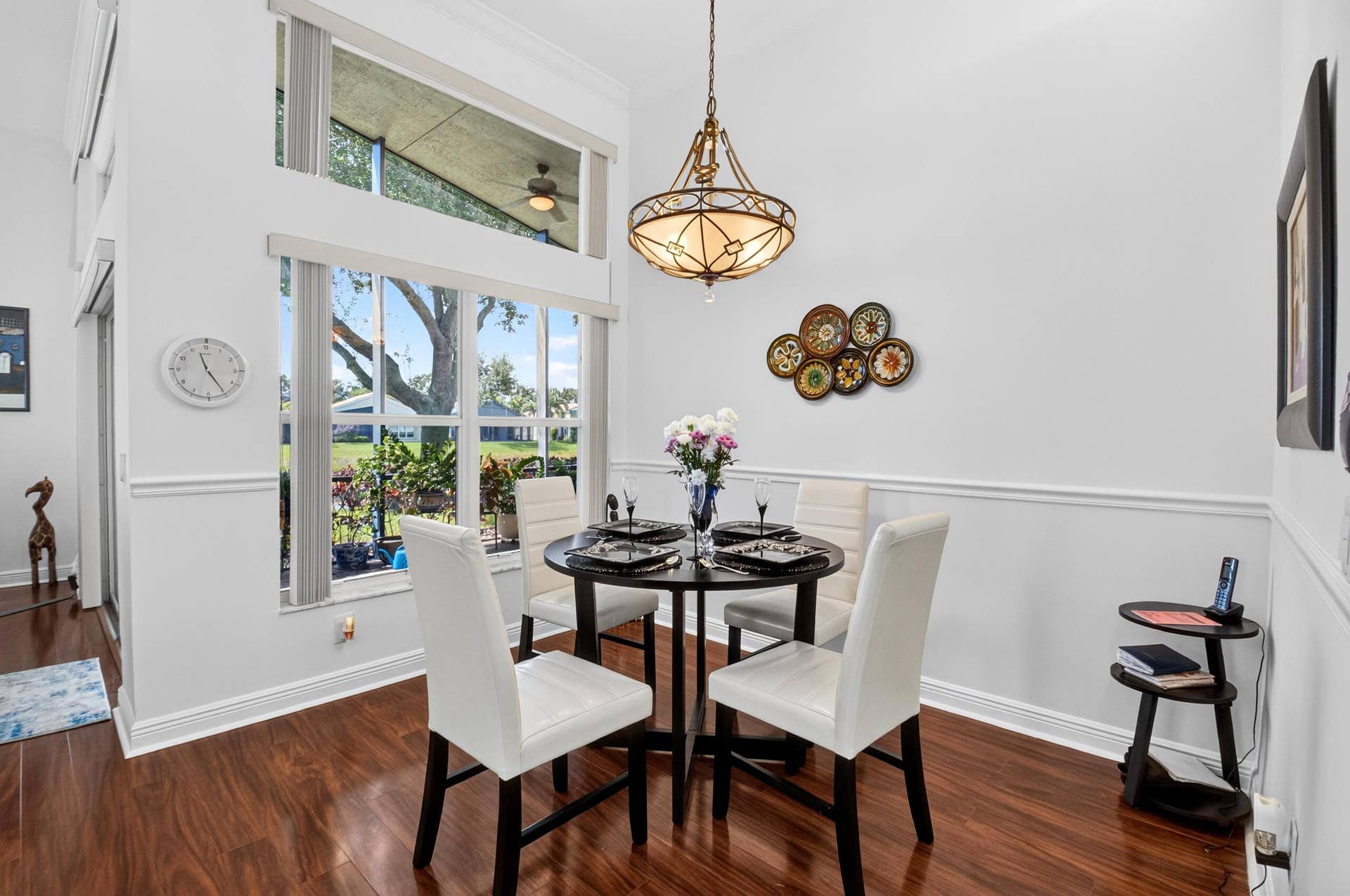 6600 Capistrano Beach Trail, Delray Beach, FL 33446 Cafe overlooks the sparkling lake creating a beautiful backdrop for morning coffee & casual dining.