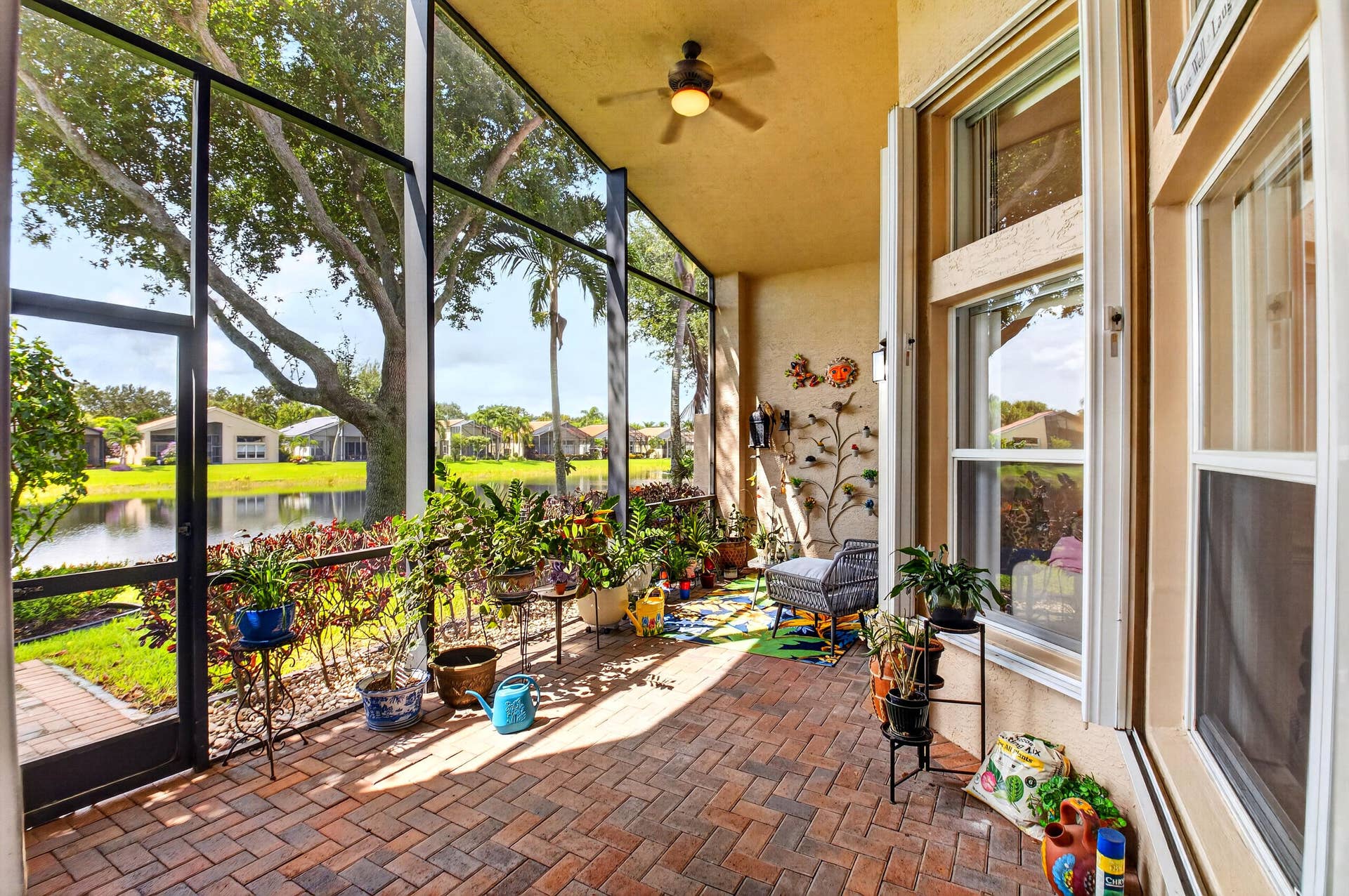 6600 Capistrano Beach Trail, Delray Beach, FL 33446 Lush tropical landscaping