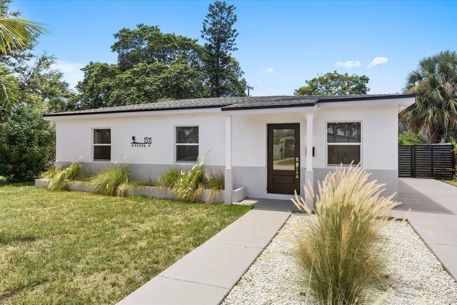 Property photo for 1311 AVENUE H, Riviera Beach, FL