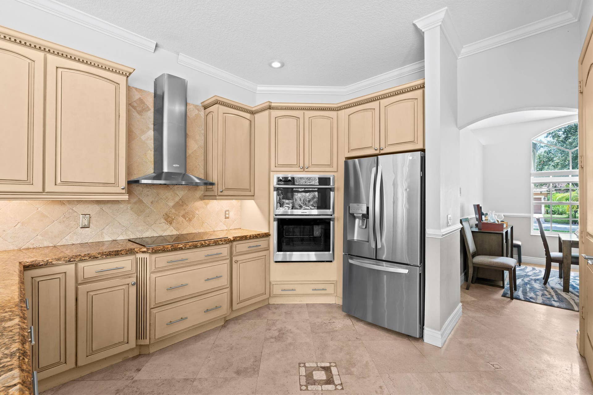 14-web-or-mls-A7406162