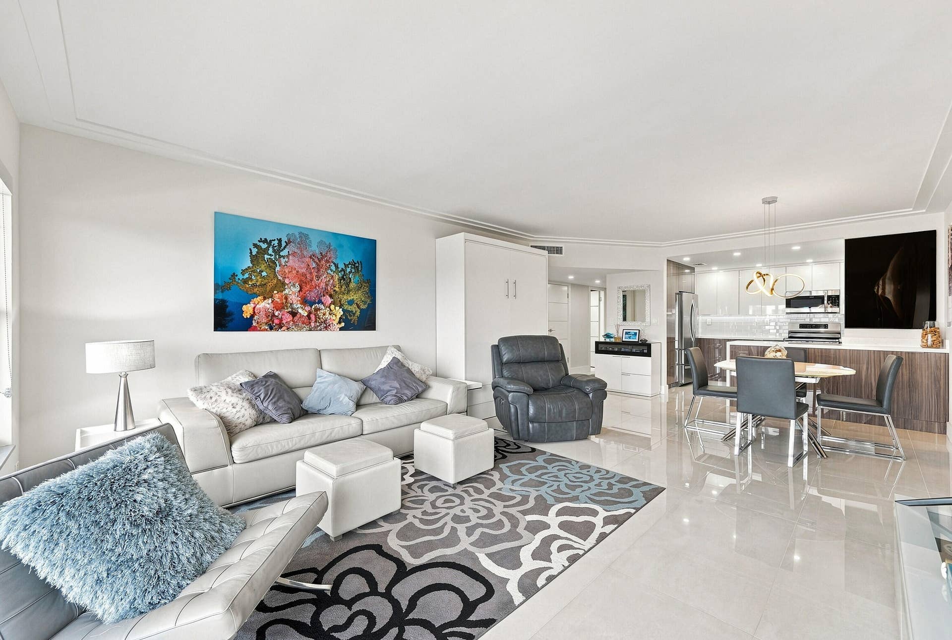 3550 GALT OCEAN Drive, #309, Fort Lauderdale, FL 33308 50_living room