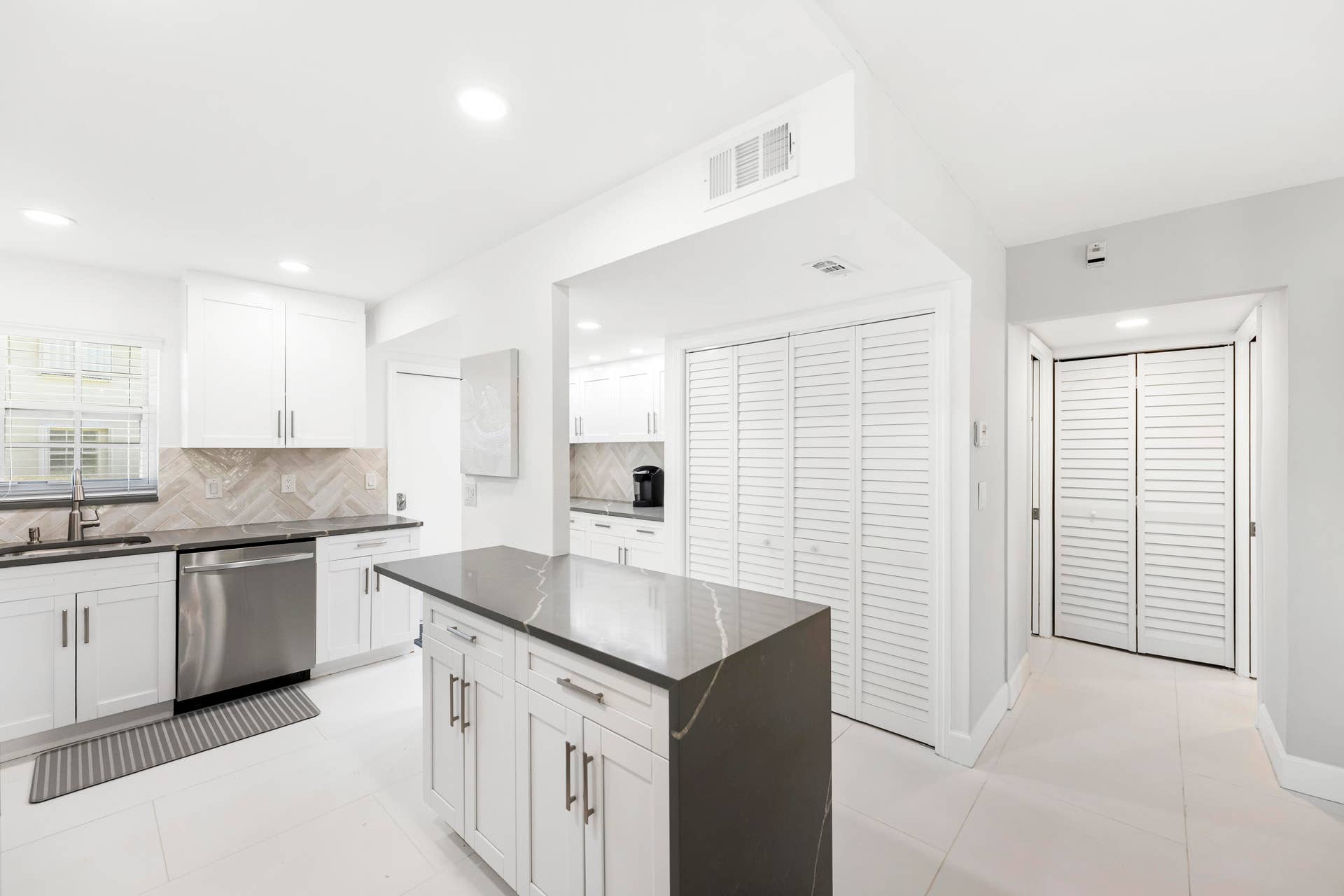 1030 SUGAR SANDS Boulevard, #167, Singer Island, Singer Island, FL 33404 3