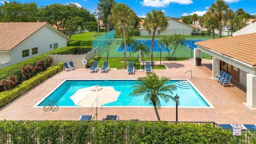 21596 Coronado Avenue, Boca Raton, FL 33433 Community Pool and Clubhouse