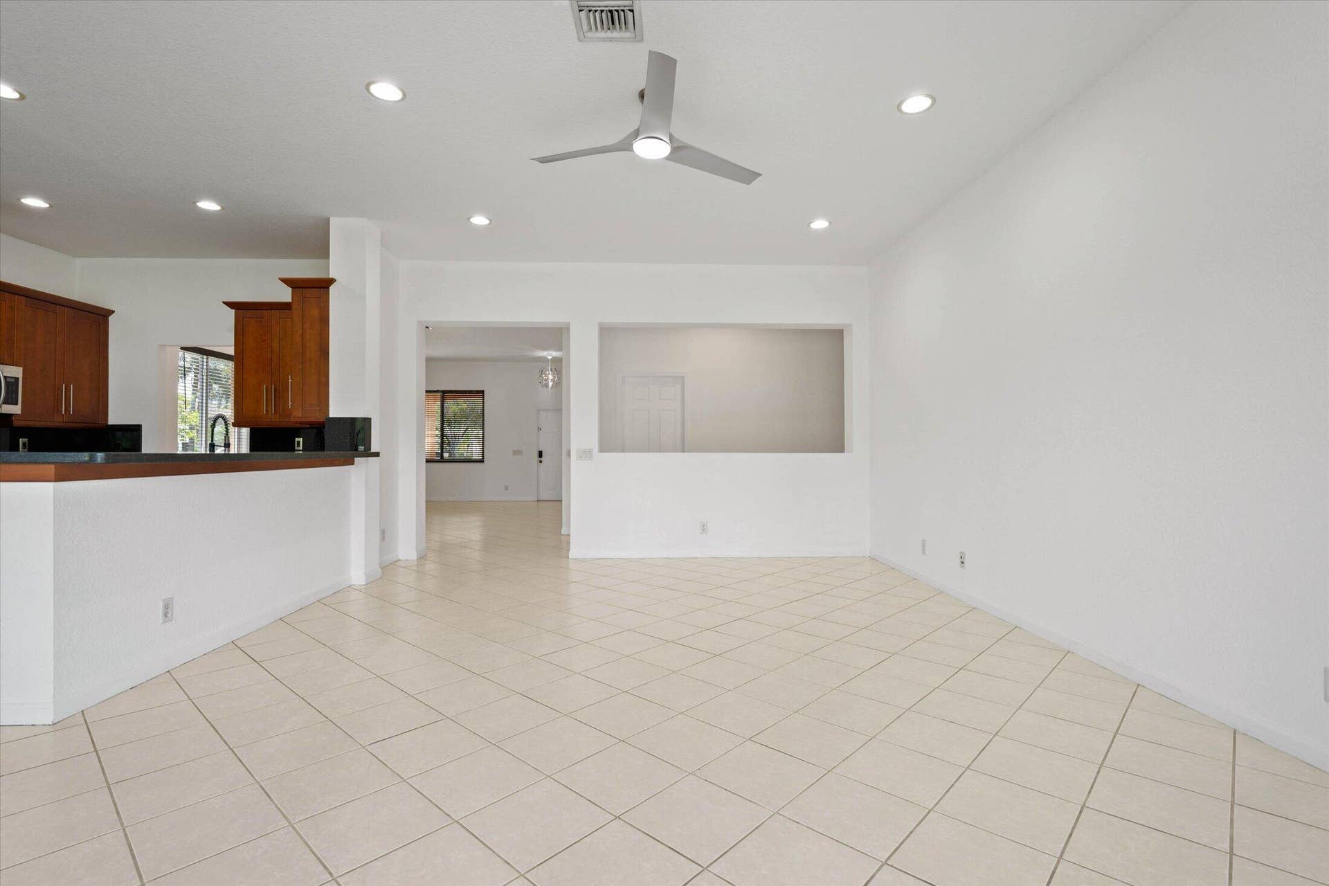 886 SUNFLOWER Circle, Weston, FL 33327 12-12-886 Sunflower Circle, Weston-37