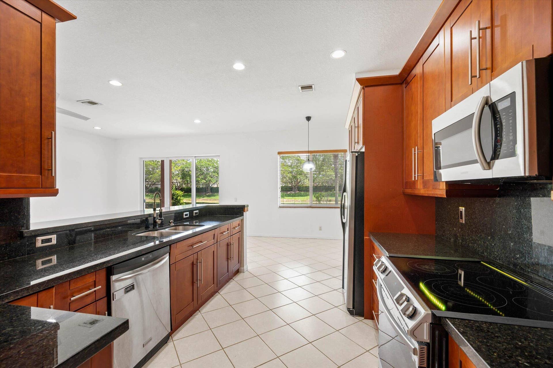 886 SUNFLOWER Circle, Weston, FL 33327 18-18-886 Sunflower Circle, Weston-41