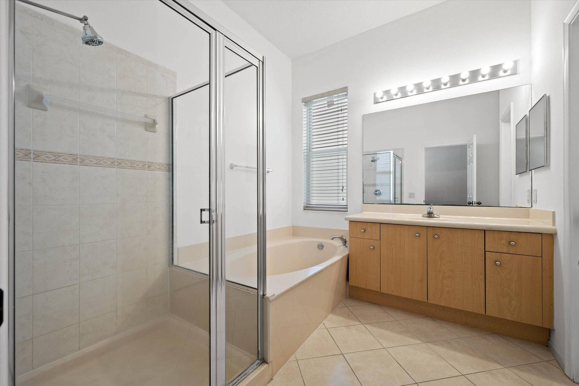 886 SUNFLOWER Circle, Weston, FL 33327 22-22-886 Sunflower Circle, Weston-47