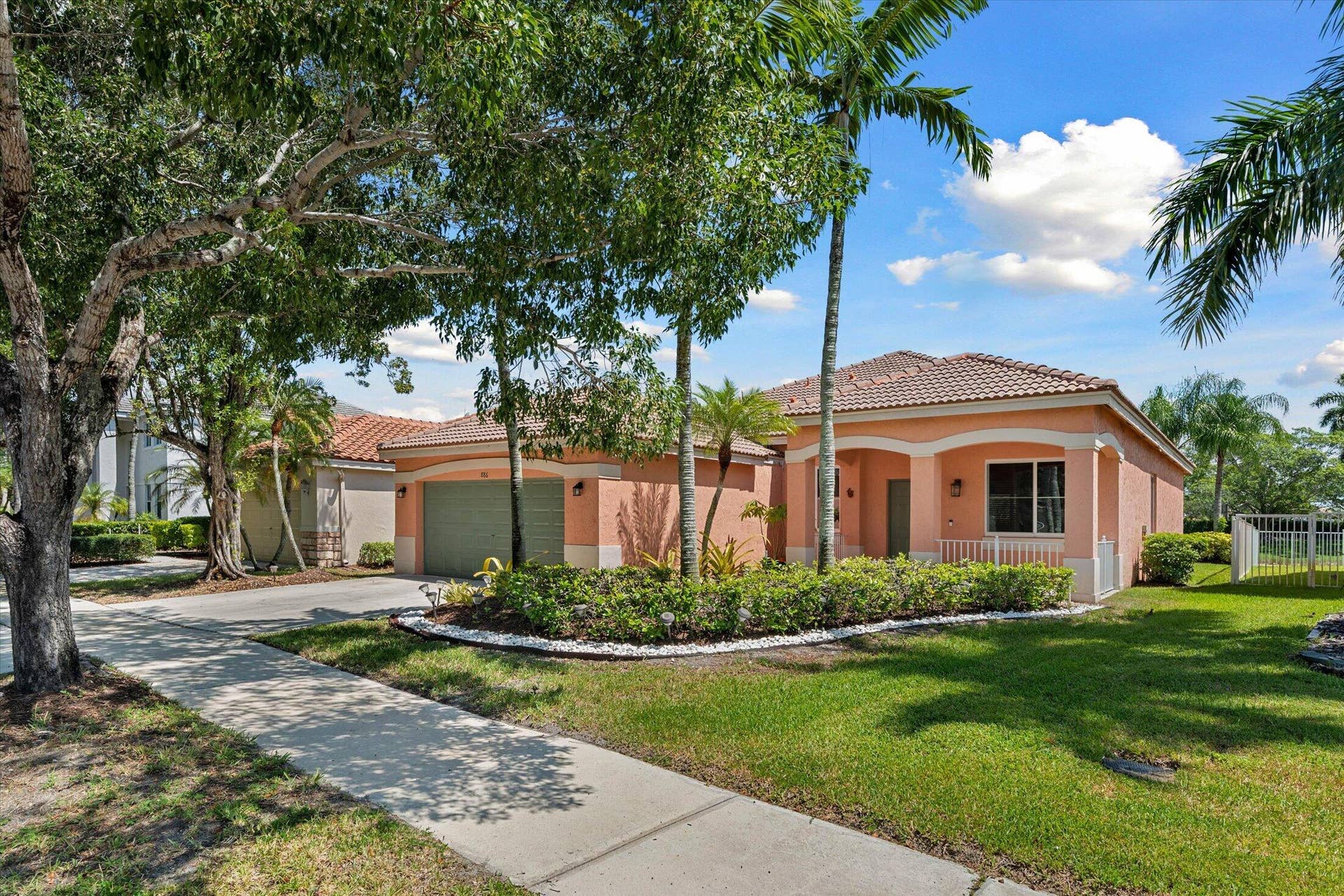 886 SUNFLOWER Circle, Weston, FL 33327 03-03-886 Sunflower Circle, Weston-23