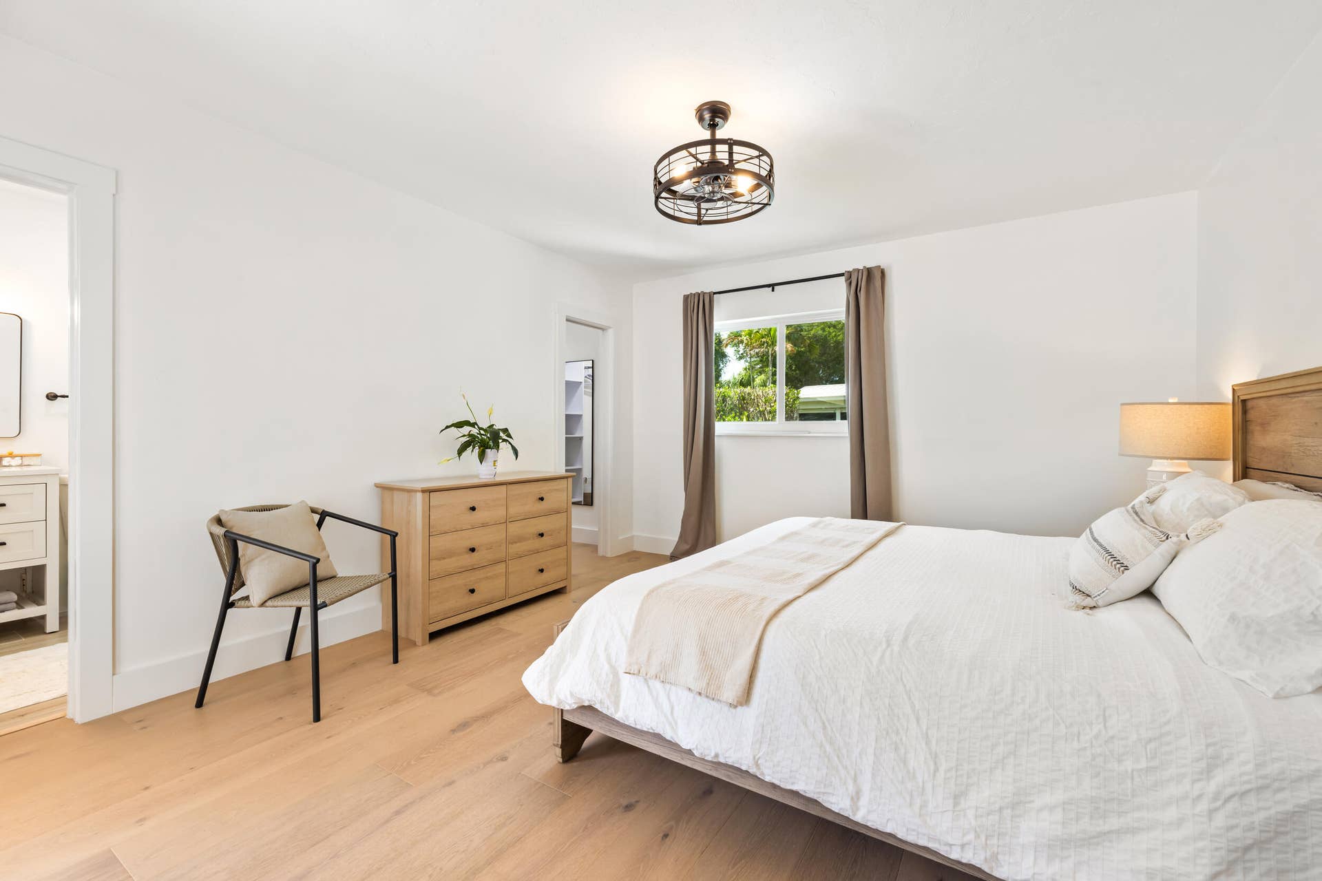 461 Apollo Drive, Juno Beach, FL 33408 Primary Bedroom