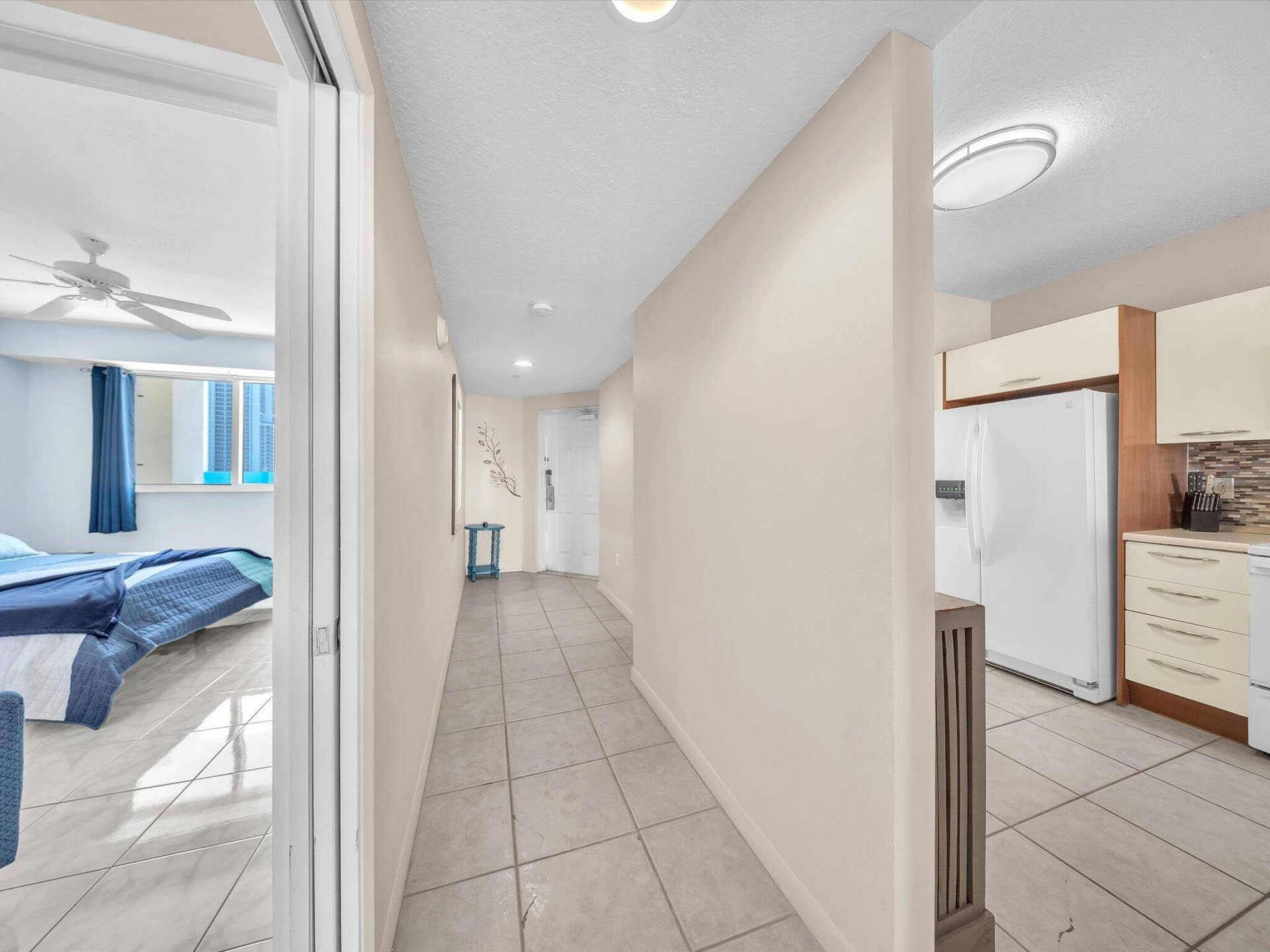 18100 N Bay Road, #707, Sunny Isles Beach, FL 33160 28-DSC5206