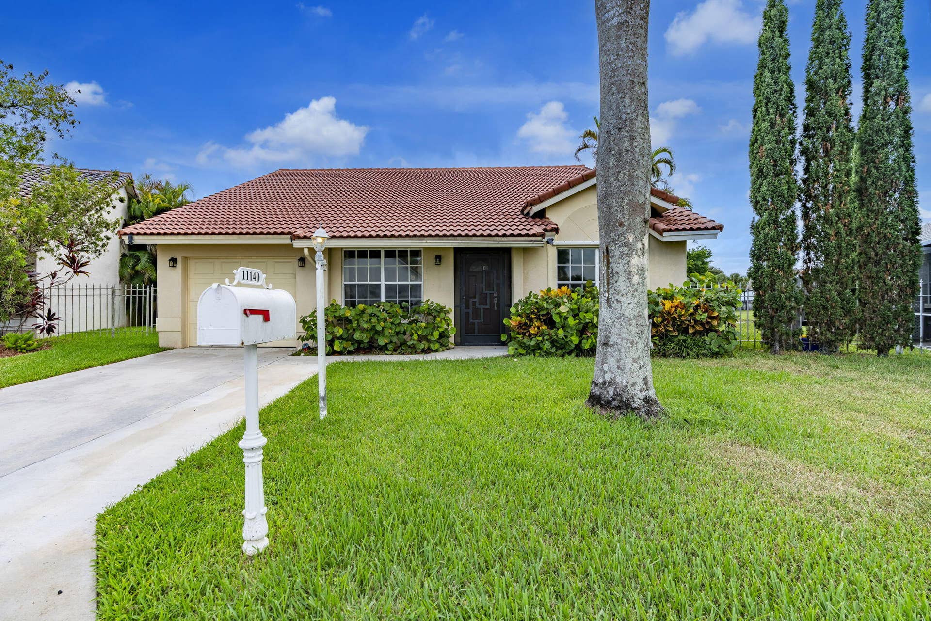 11140 LAKEAIRE Circle, Boca Raton, FL 33498 4-web-or-mls-iPixx_00_4