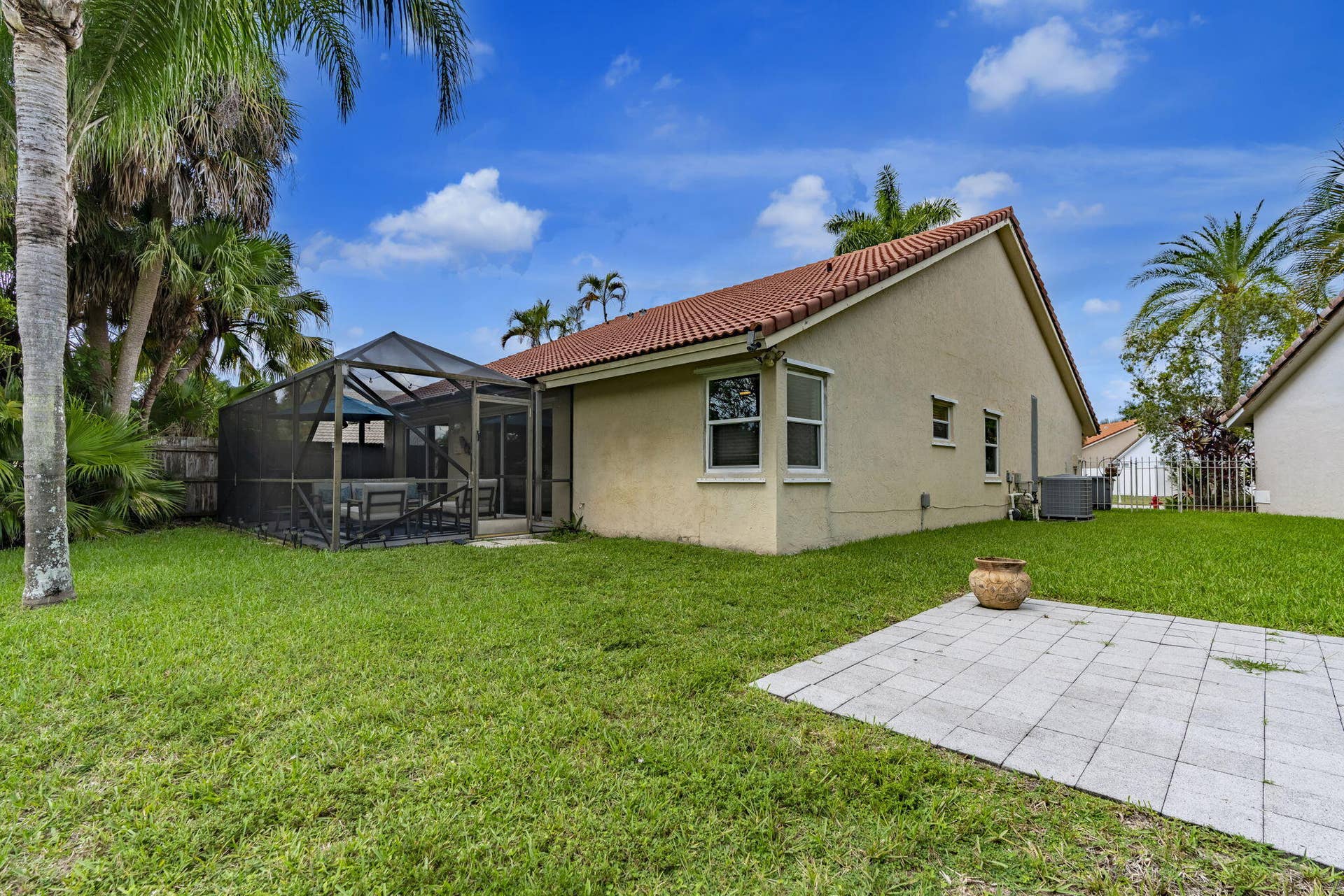 11140 LAKEAIRE Circle, Boca Raton, FL 33498 30-web-or-mls-iPixx_02_4