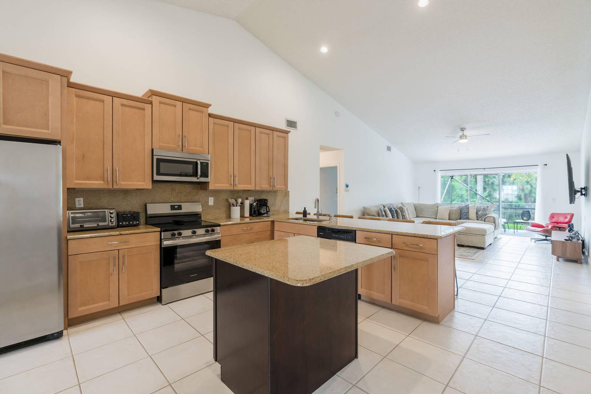 11140 LAKEAIRE Circle, Boca Raton, FL 33498 9-web-or-mls-iPixx_01_5