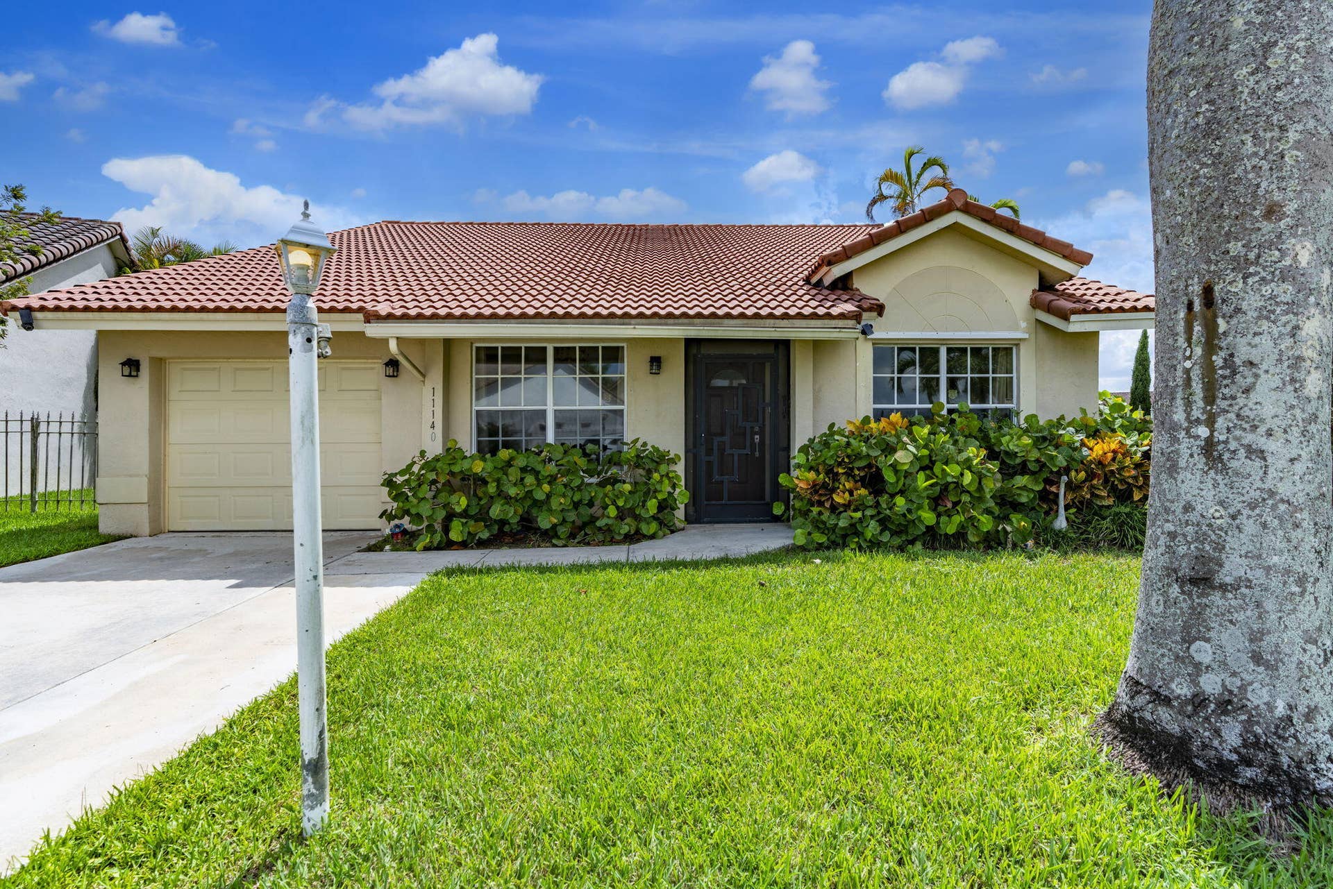11140 LAKEAIRE Circle, Boca Raton, FL 33498 2-web-or-mls-iPixx_00_2