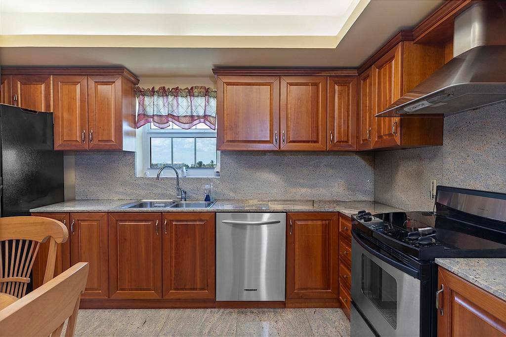 3475 S Ocean Boulevard, #4010, Palm Beach, FL 33480 3745 S. Ocean Boulevard, Palm Beach - un