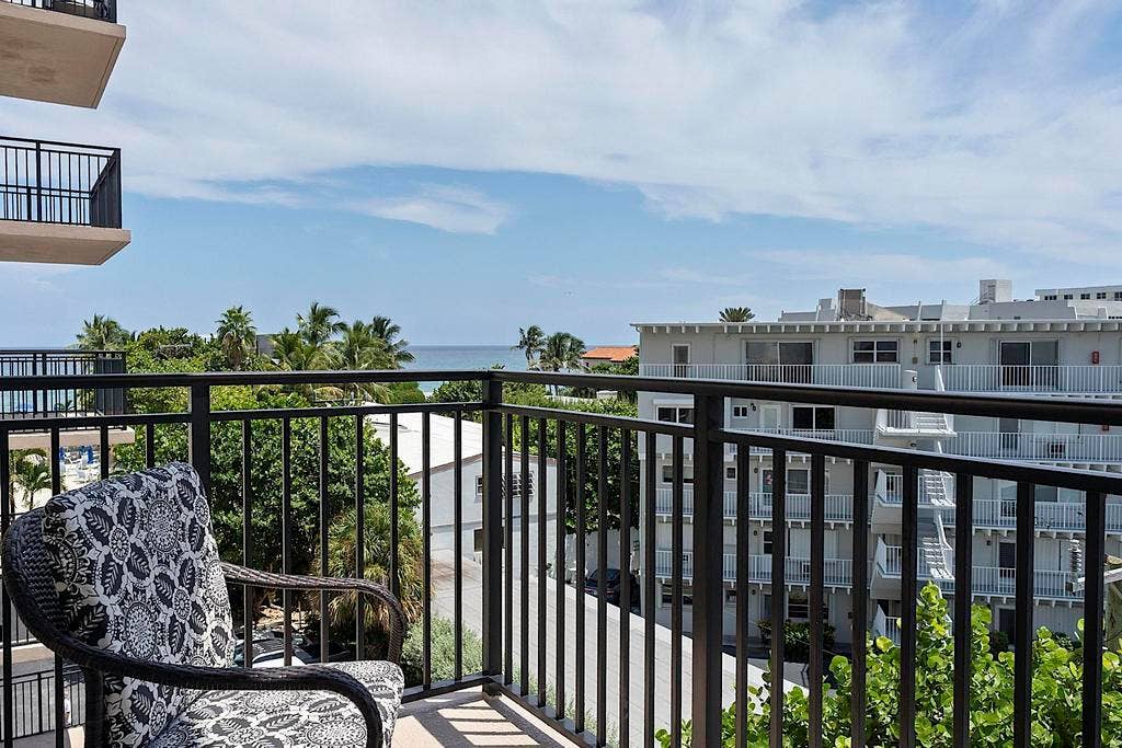 3475 S Ocean Boulevard, #4010, Palm Beach, FL 33480 3745 S. Ocean Boulevard, Palm Beach - un
