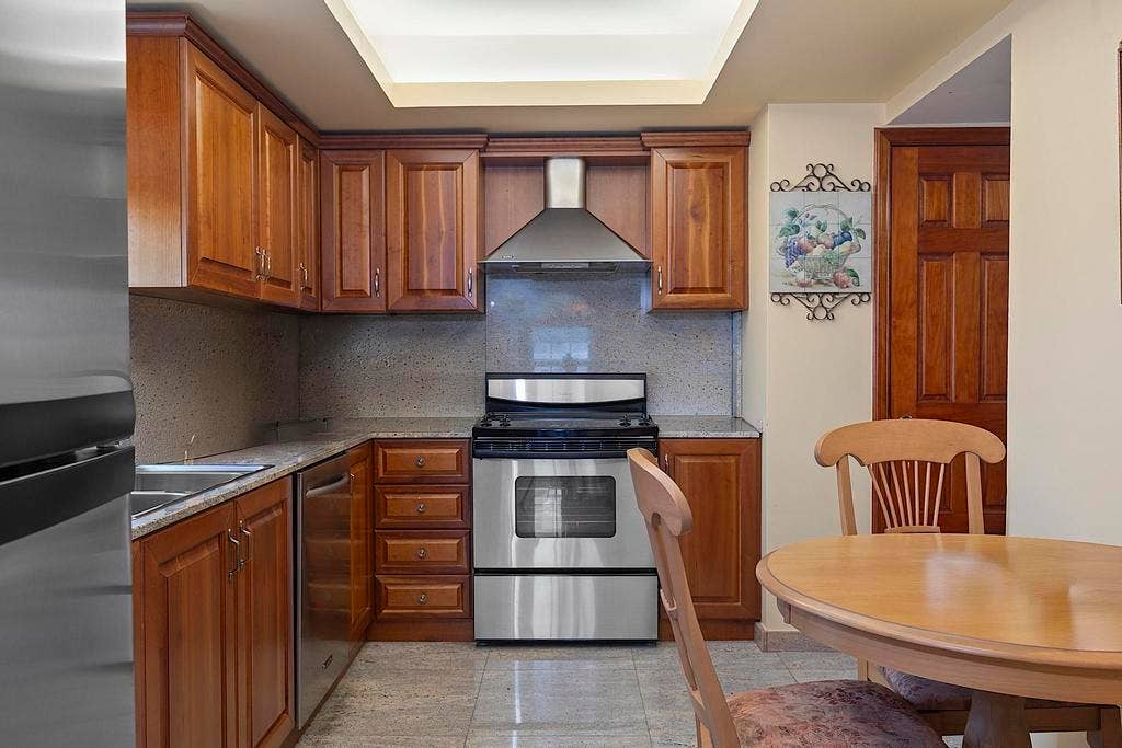 3475 S Ocean Boulevard, #4010, Palm Beach, FL 33480 3745 S. Ocean Boulevard, Palm Beach - un