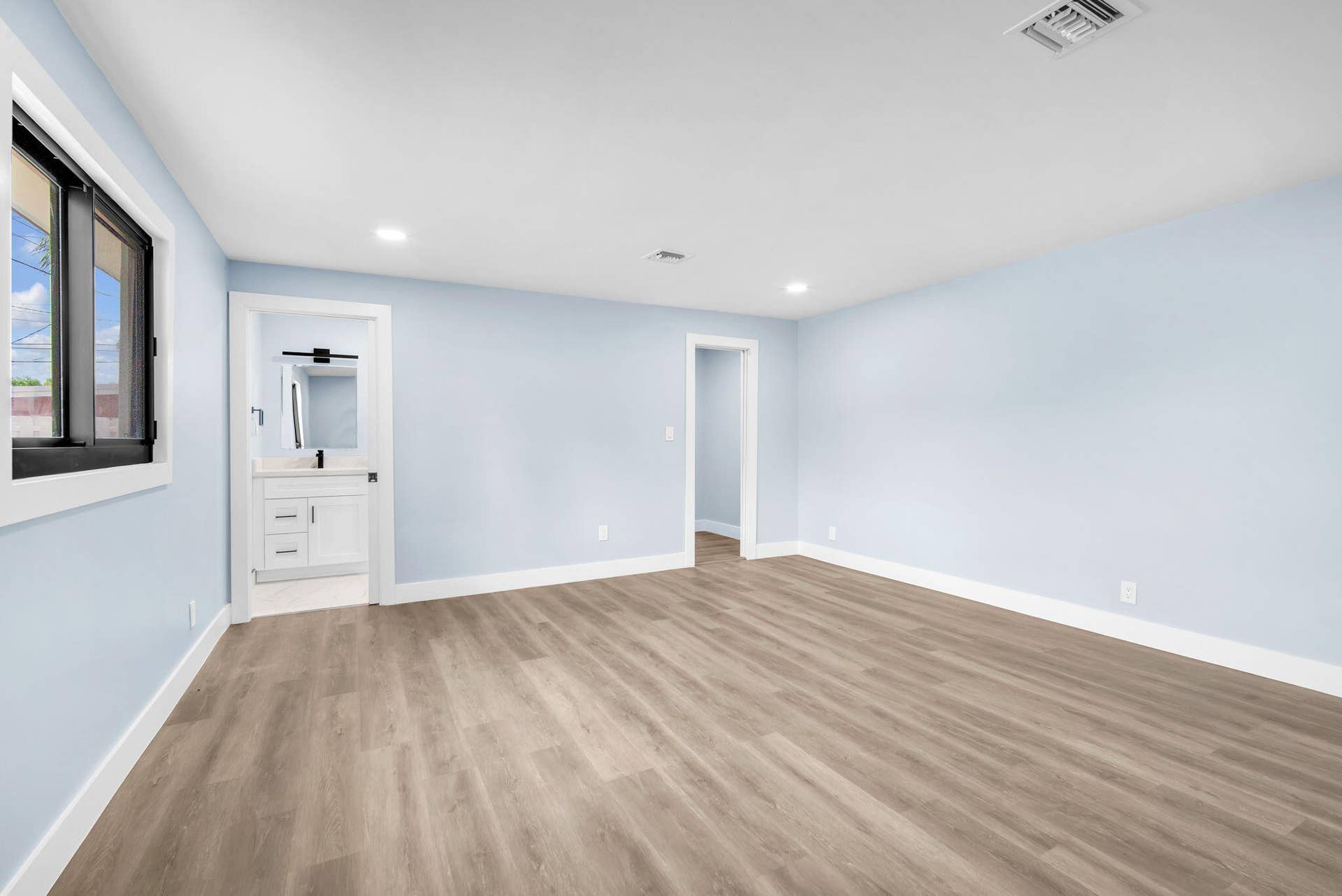 850 SW 1ST Terrace, Pompano Beach, FL 33060 54-web-or-mls-DSC_0226
