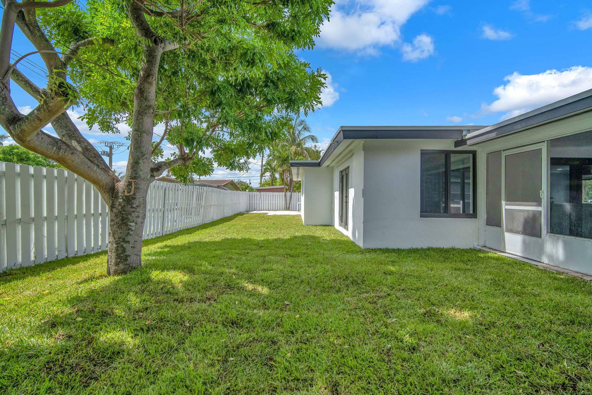 850 SW 1ST Terrace, Pompano Beach, FL 33060 25-web-or-mls-DSC_0151