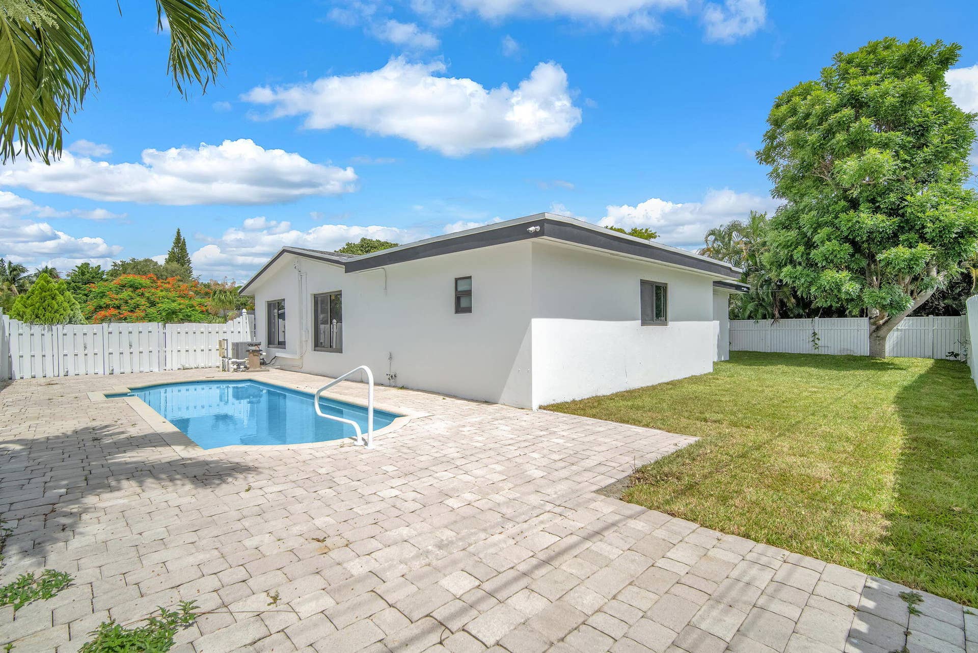 850 SW 1ST Terrace, Pompano Beach, FL 33060 29-web-or-mls-DSC_0155