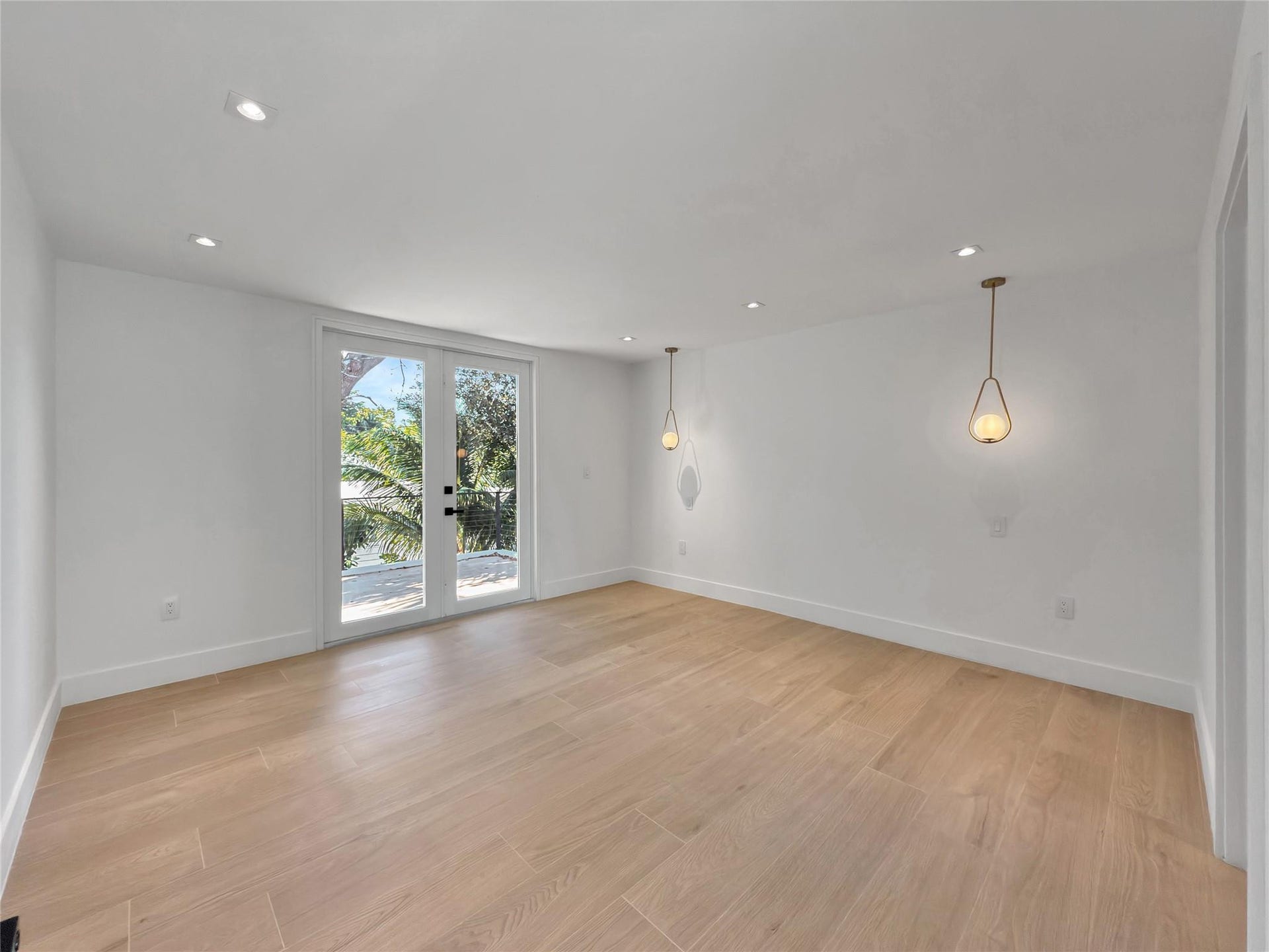 729 NE 17th Terrace, Fort Lauderdale, FL 33304 Photo 13