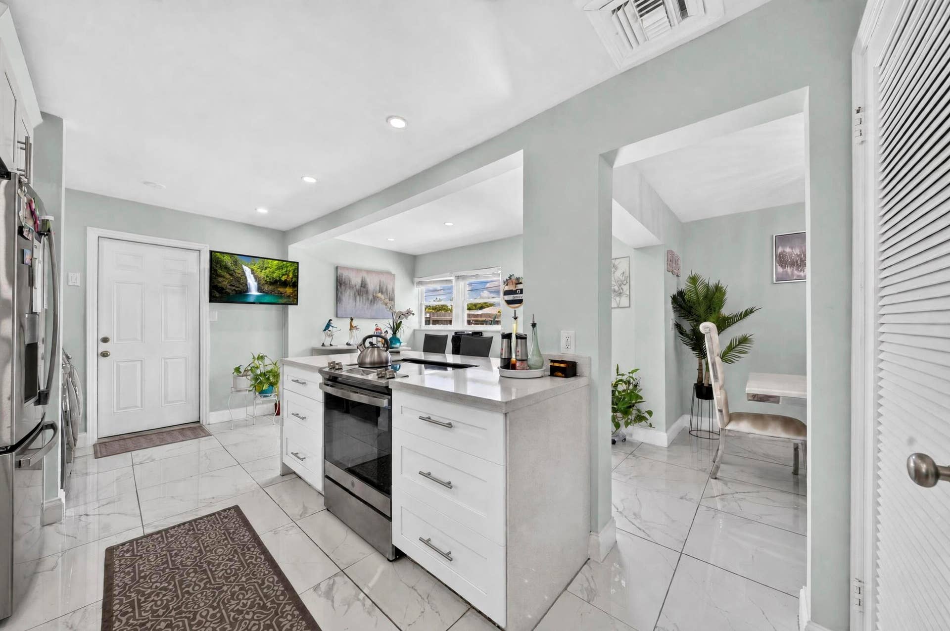 7961 N NORMANDY Street, Miramar, FL 33023 _DSC5334