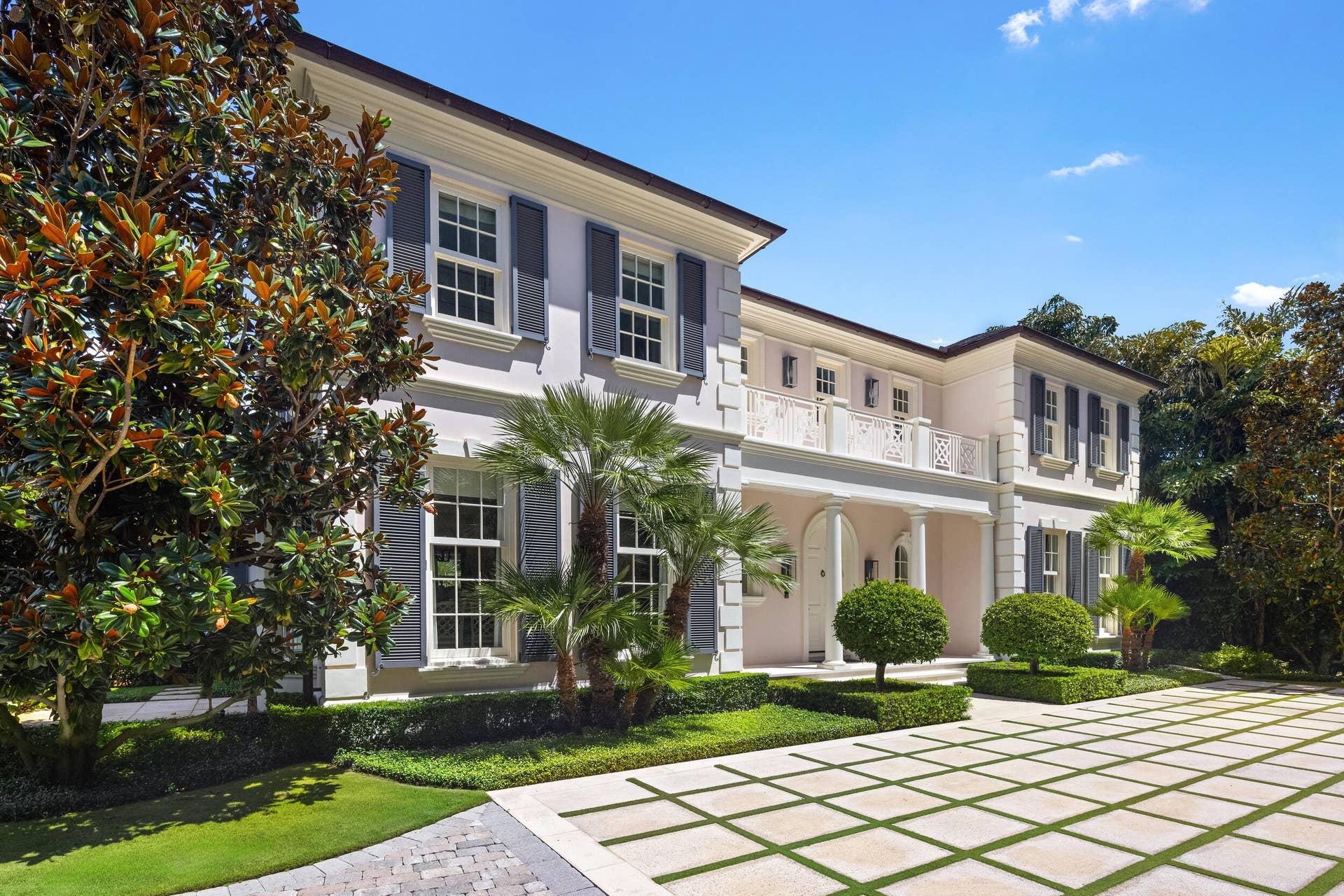255 Wells Road, Palm Beach, FL 33480 Front Exterior