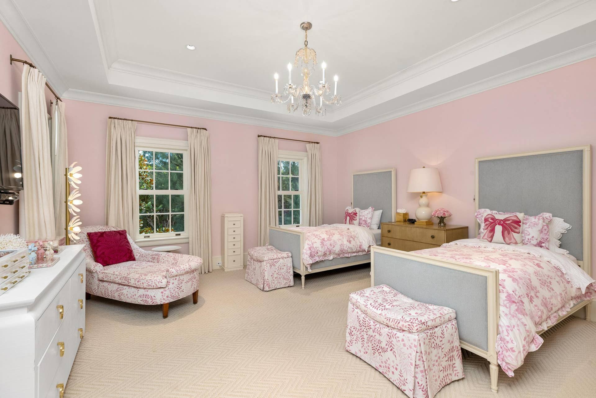 255 Wells Road, Palm Beach, FL 33480 Guest Suite 3
