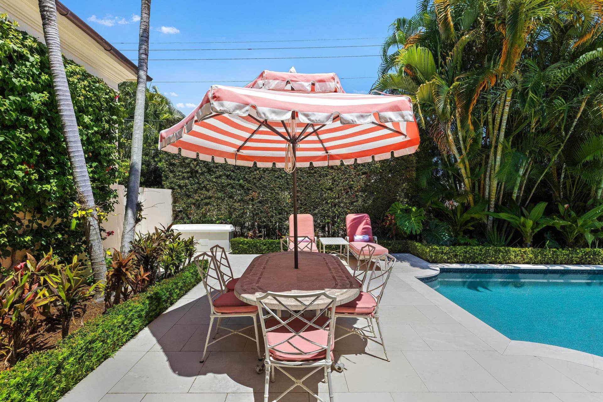 255 Wells Road, Palm Beach, FL 33480 Patio