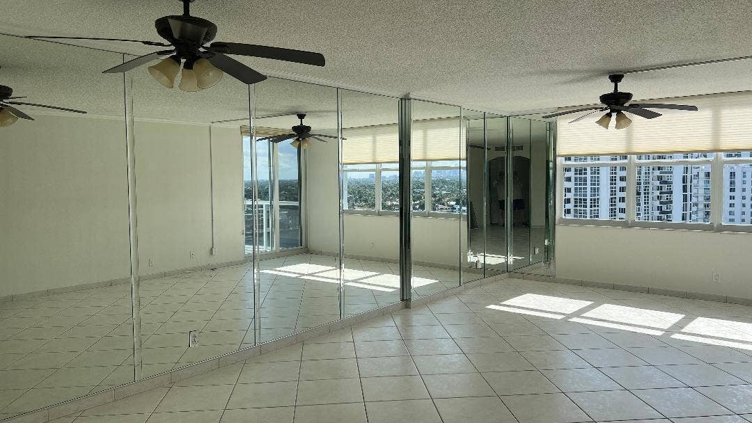 3015 N OCEAN Boulevard, #14K, Fort Lauderdale, FL 33308 living room ll