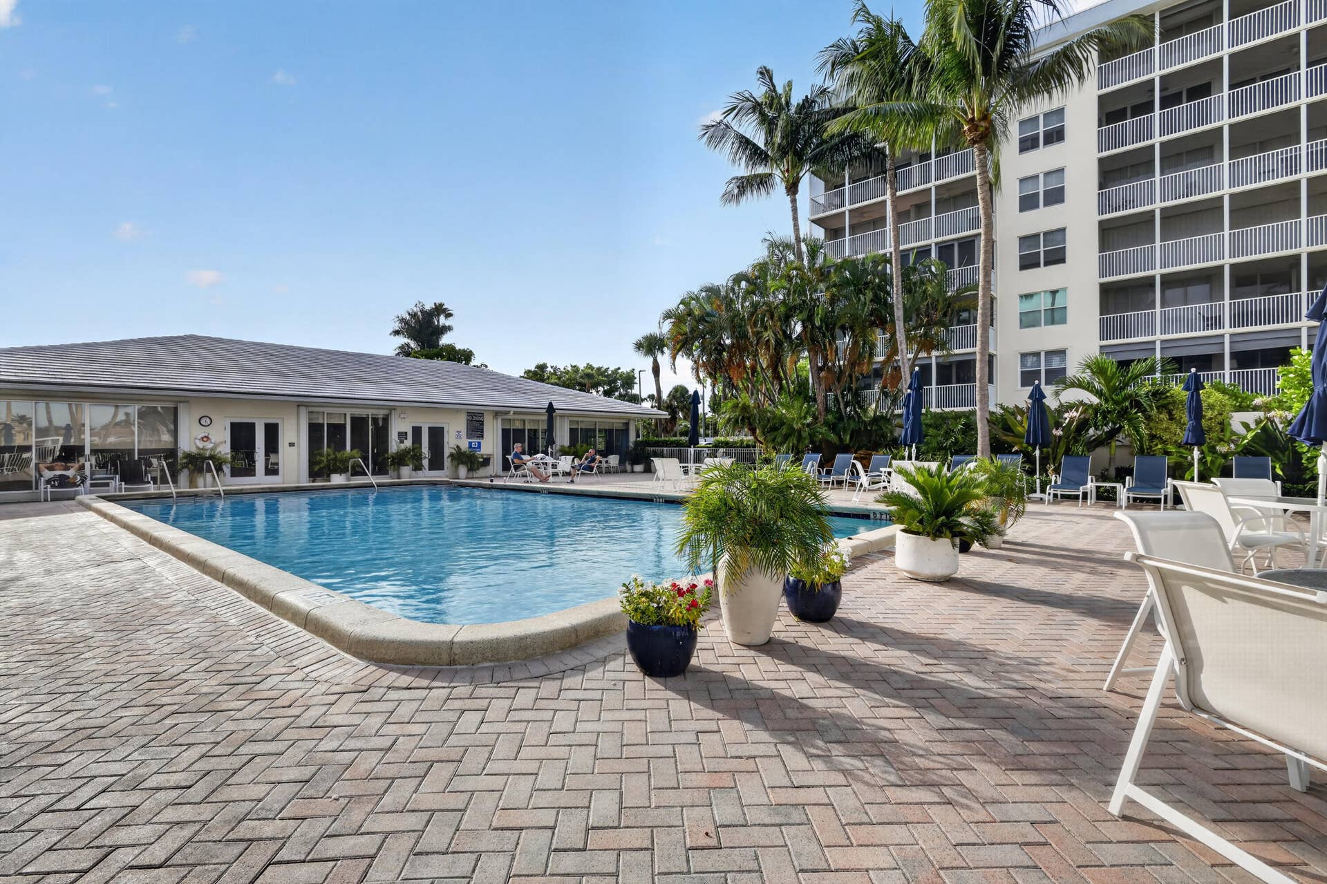 1 Harbourside Drive, #3403, Delray Beach, FL 33483 Pool