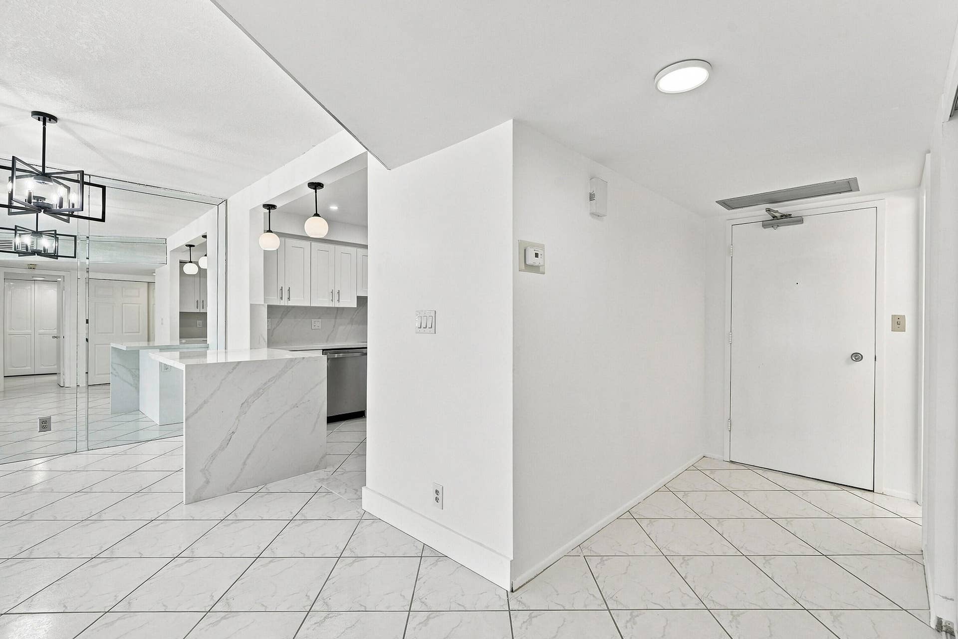 39_foyer