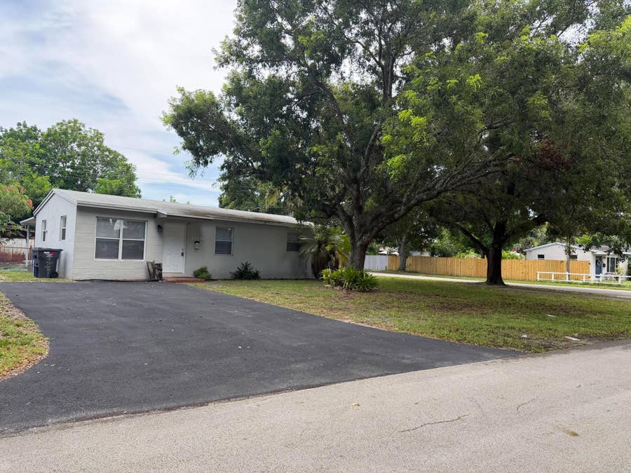 Property photo for 1501 N 70TH Way, Hollywood, FL