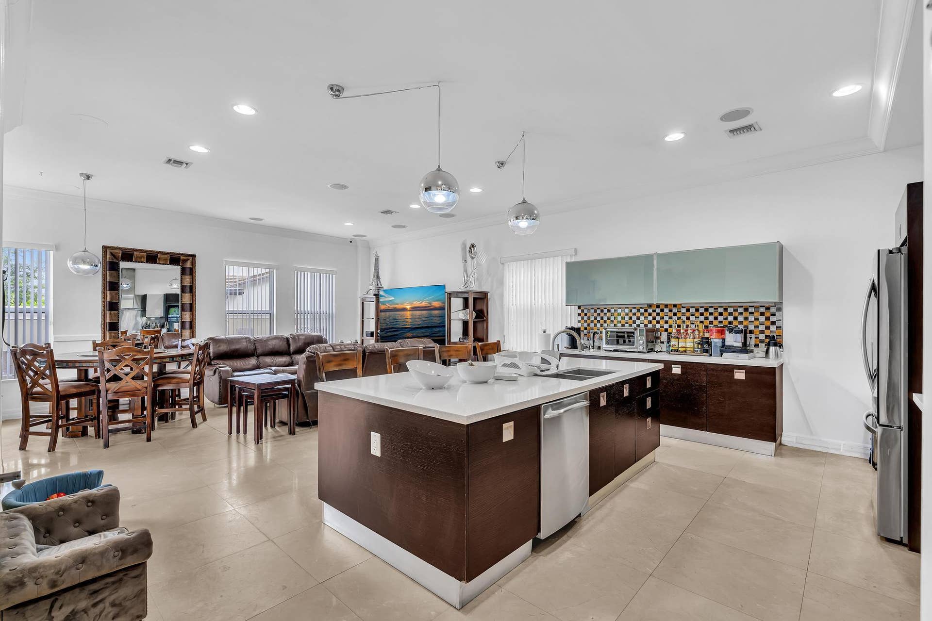 3521 FOREST VIEW Circle, Dania Beach, FL 33312 FPP00166