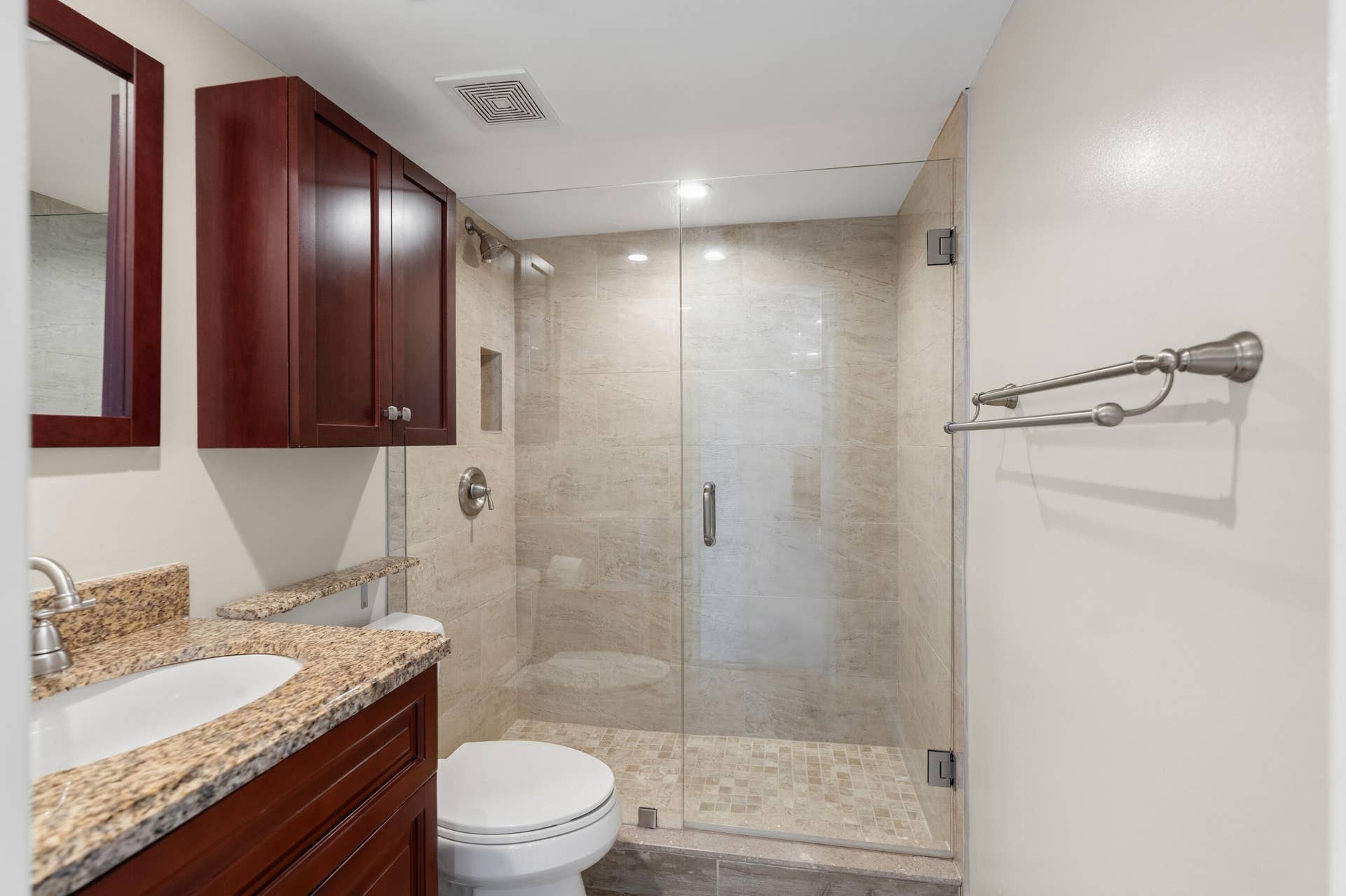 1167 HILLSBORO MILE, #509, Hillsboro Beach, FL 33062 BATHROOM #2