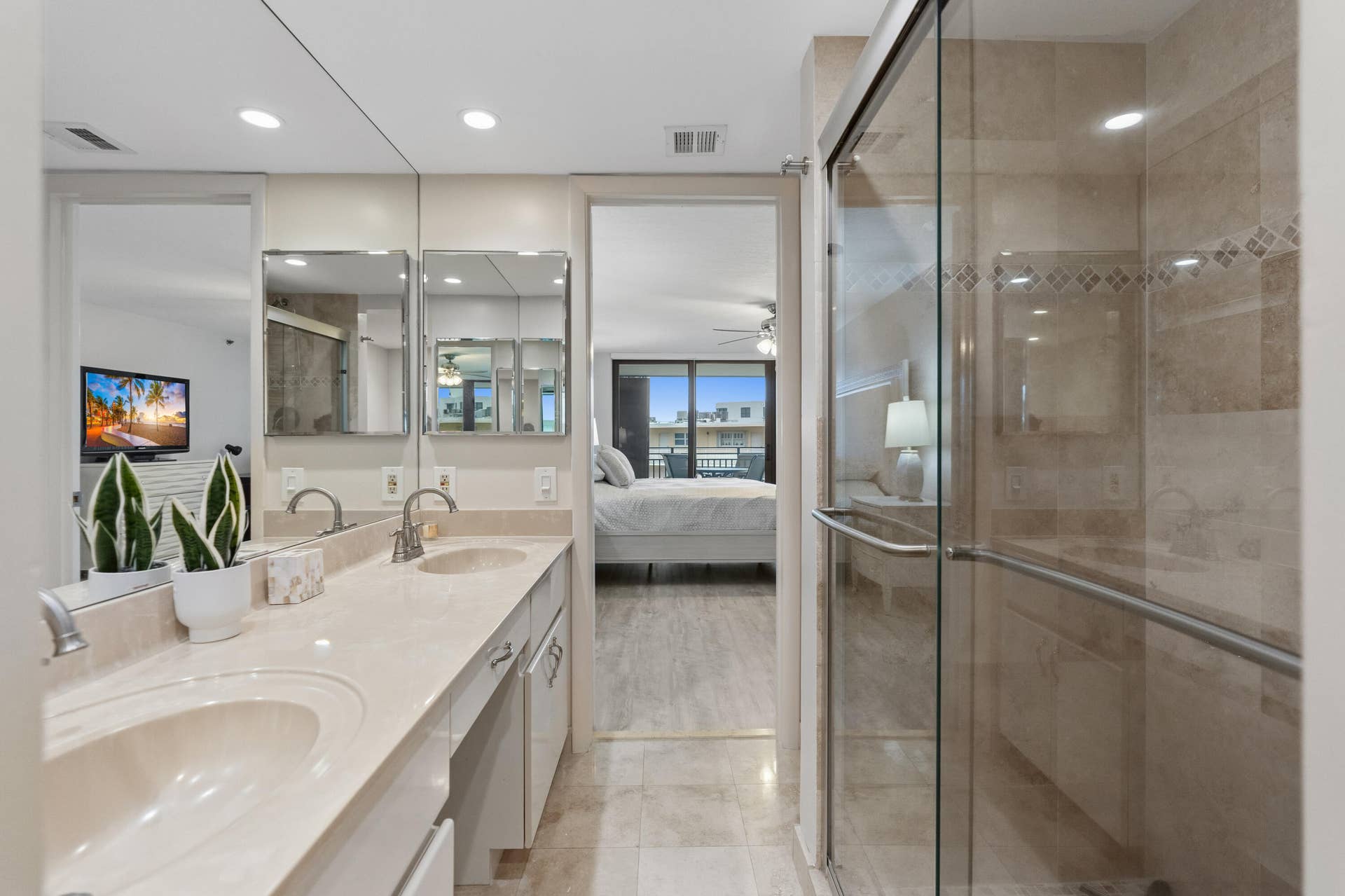 1167 HILLSBORO MILE, #509, Hillsboro Beach, FL 33062 PRIMARY BATHROOM