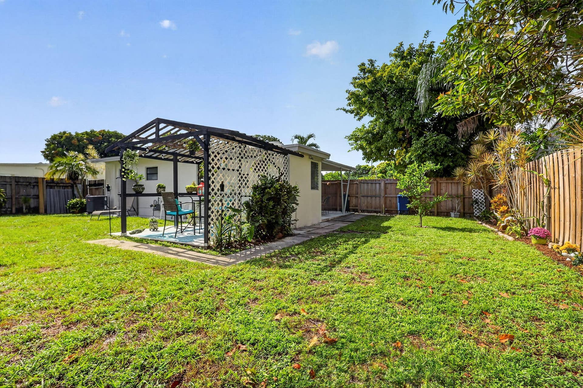 6533 SW 19TH Street, Miramar, FL 33023 Gazebo and Backyard