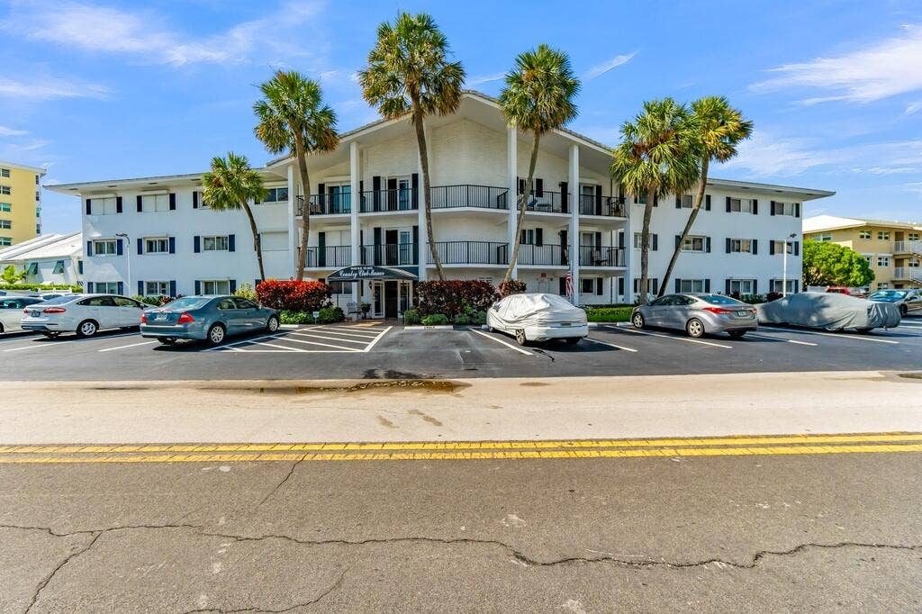 4848 NE 23RD Avenue, #8A, Fort Lauderdale, FL 33308 3_1024px
