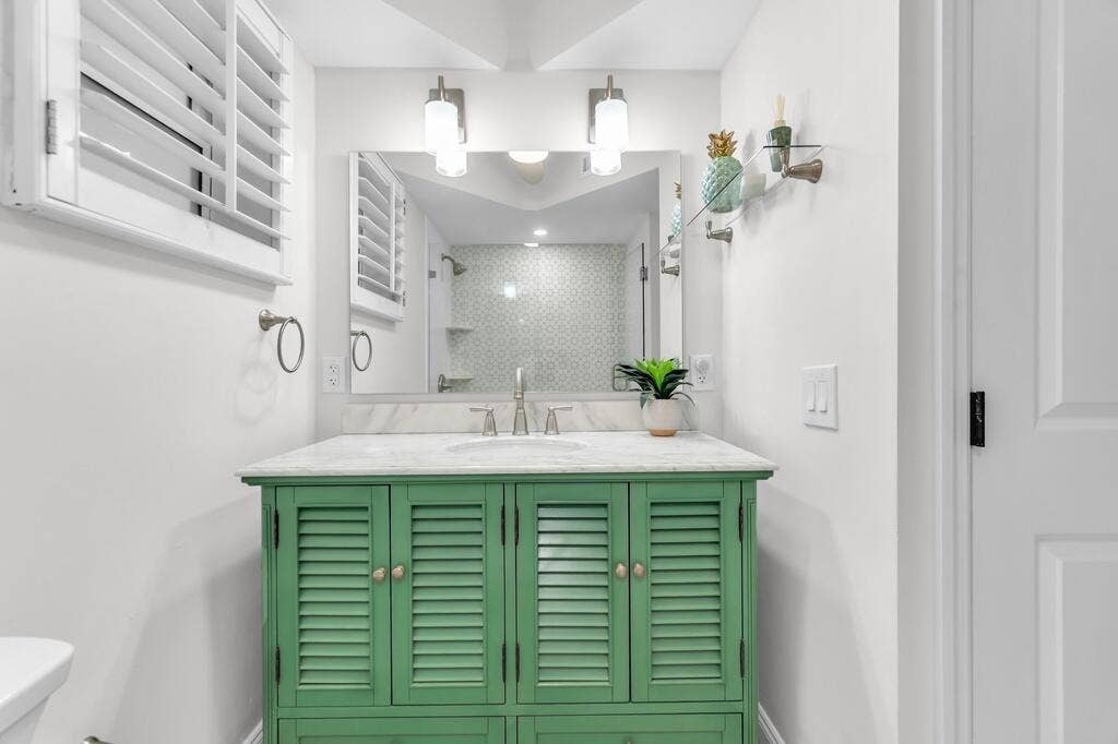 4848 NE 23RD Avenue, #8A, Fort Lauderdale, FL 33308 18_1024px