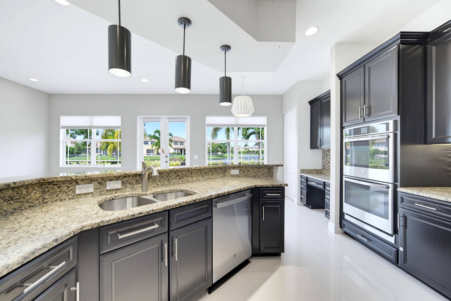 8561 LAKESIDE Bend, Parkland, FL 33076 A7_01387