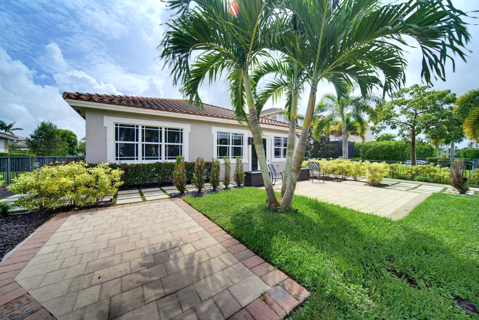 8561 LAKESIDE Bend, Parkland, FL 33076 A7_01472