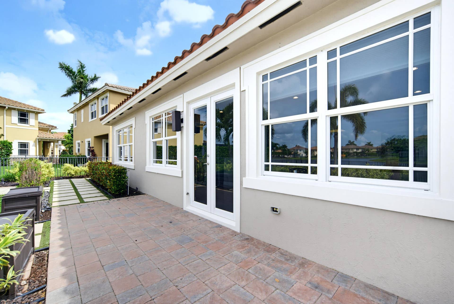8561 LAKESIDE Bend, Parkland, FL 33076 A7_01427